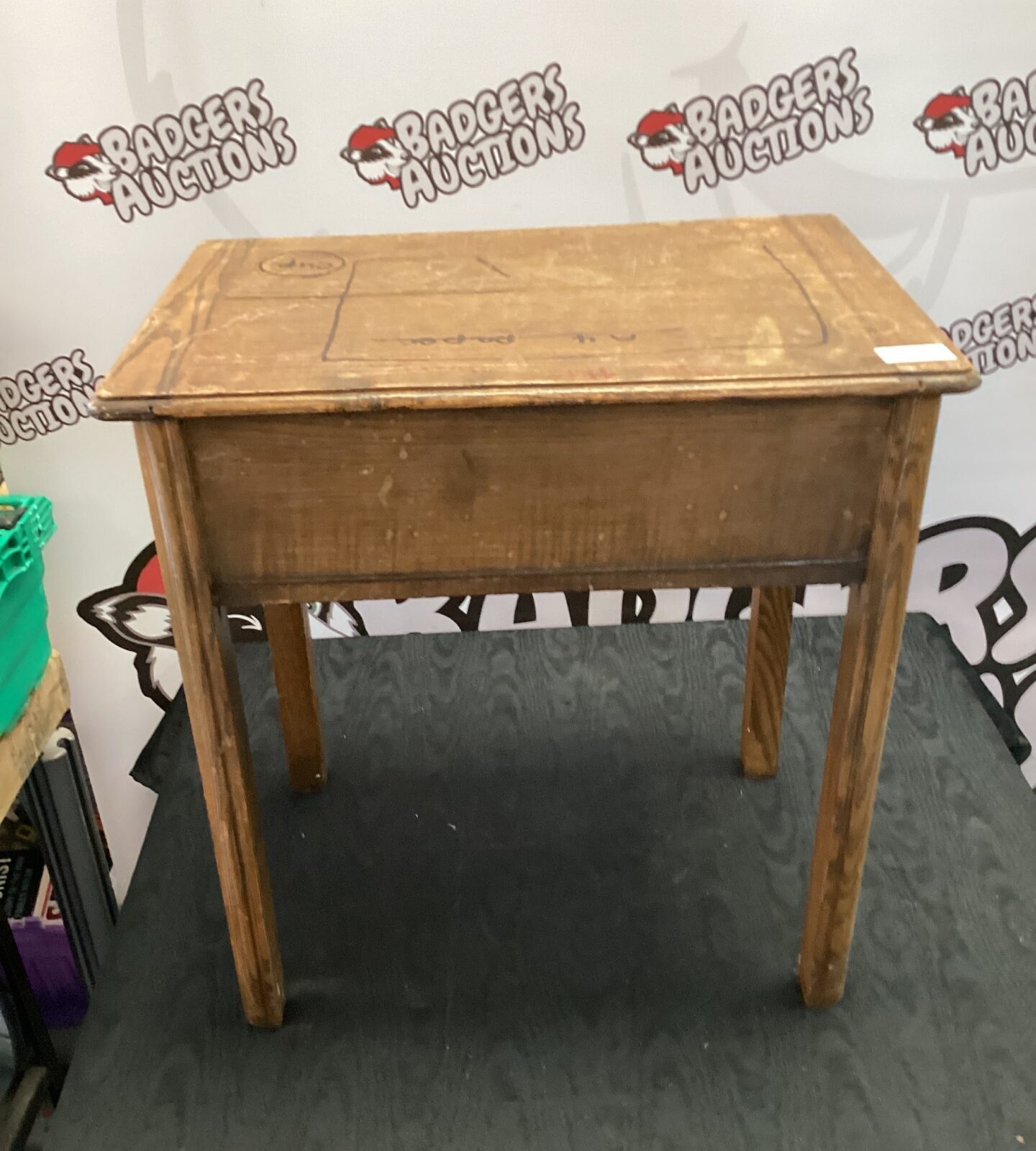 Childs open top desk