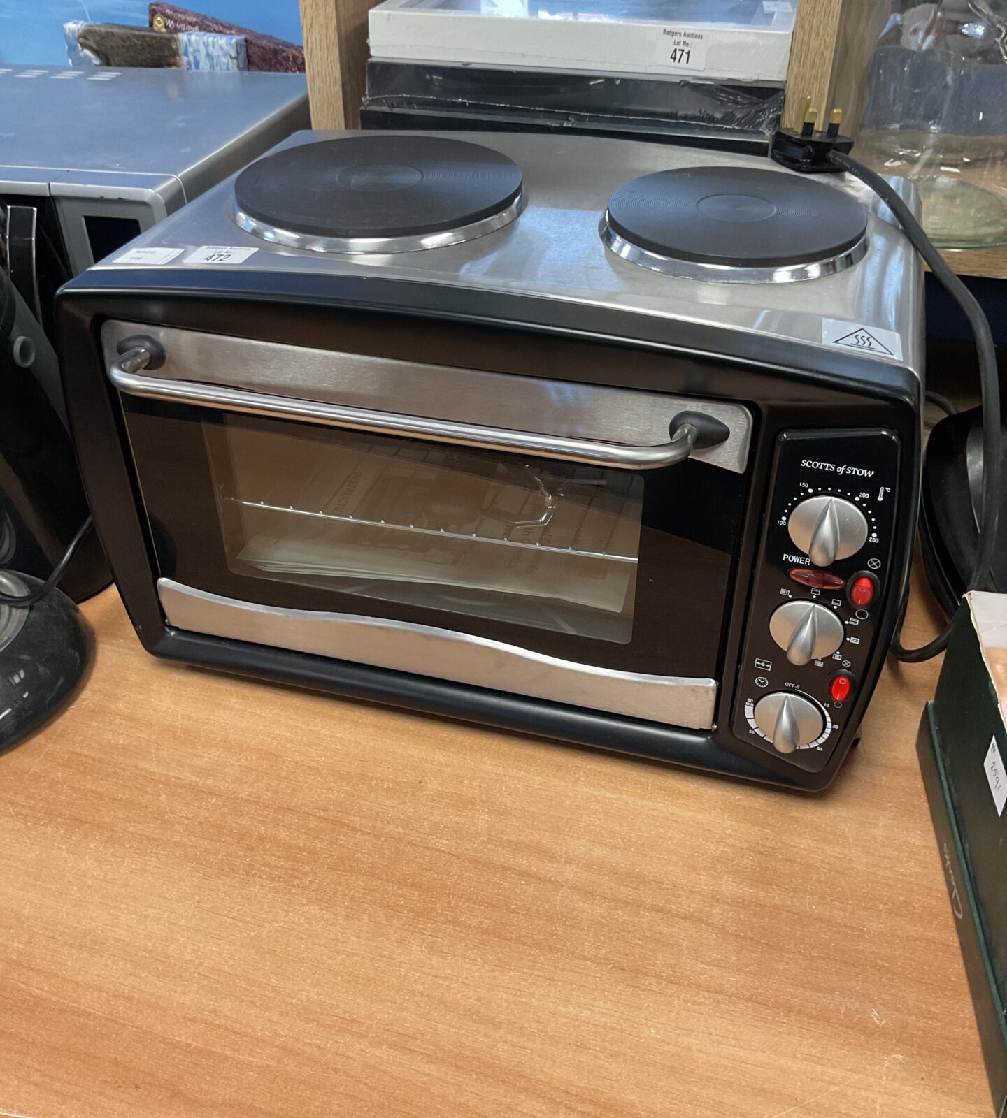 Scotts of stow mini oven with double hob