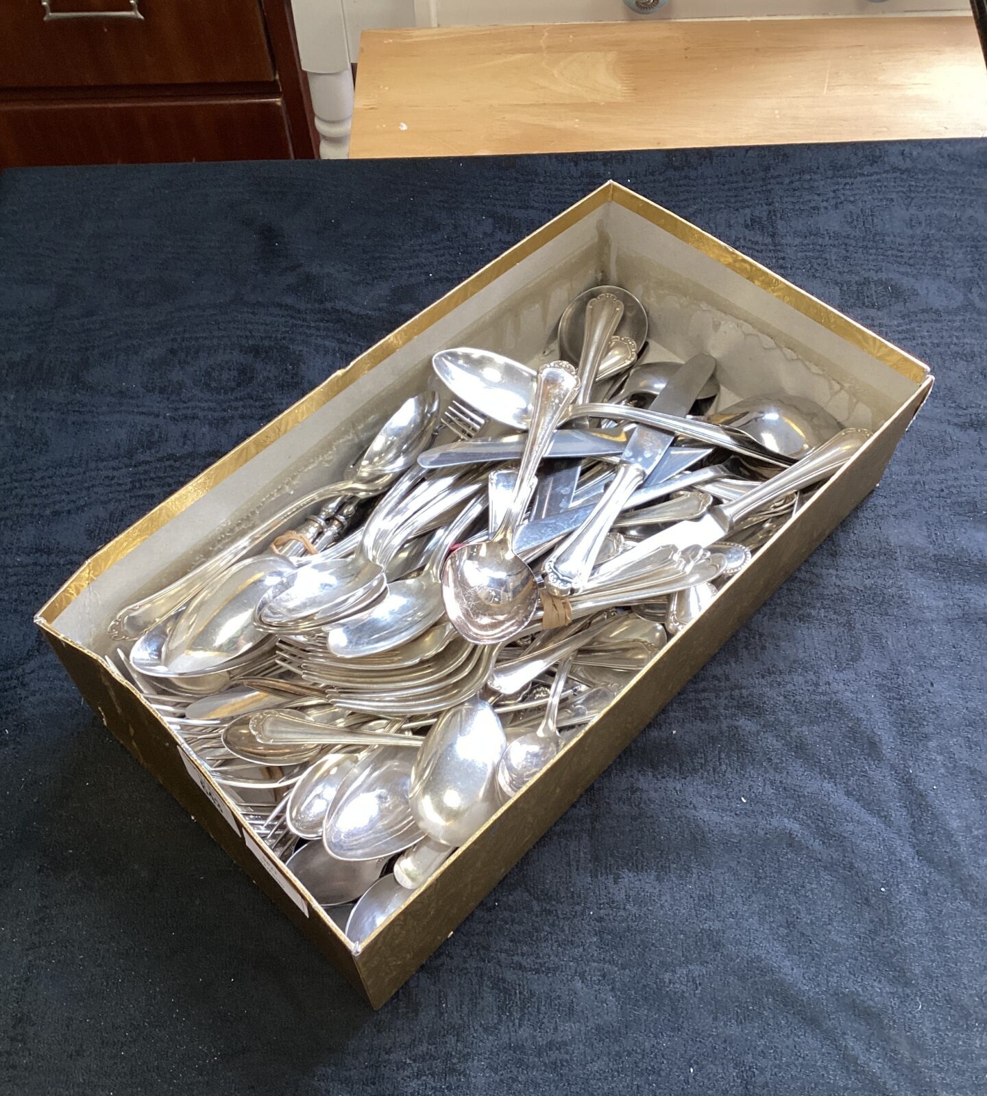 Box of mixed cutlery