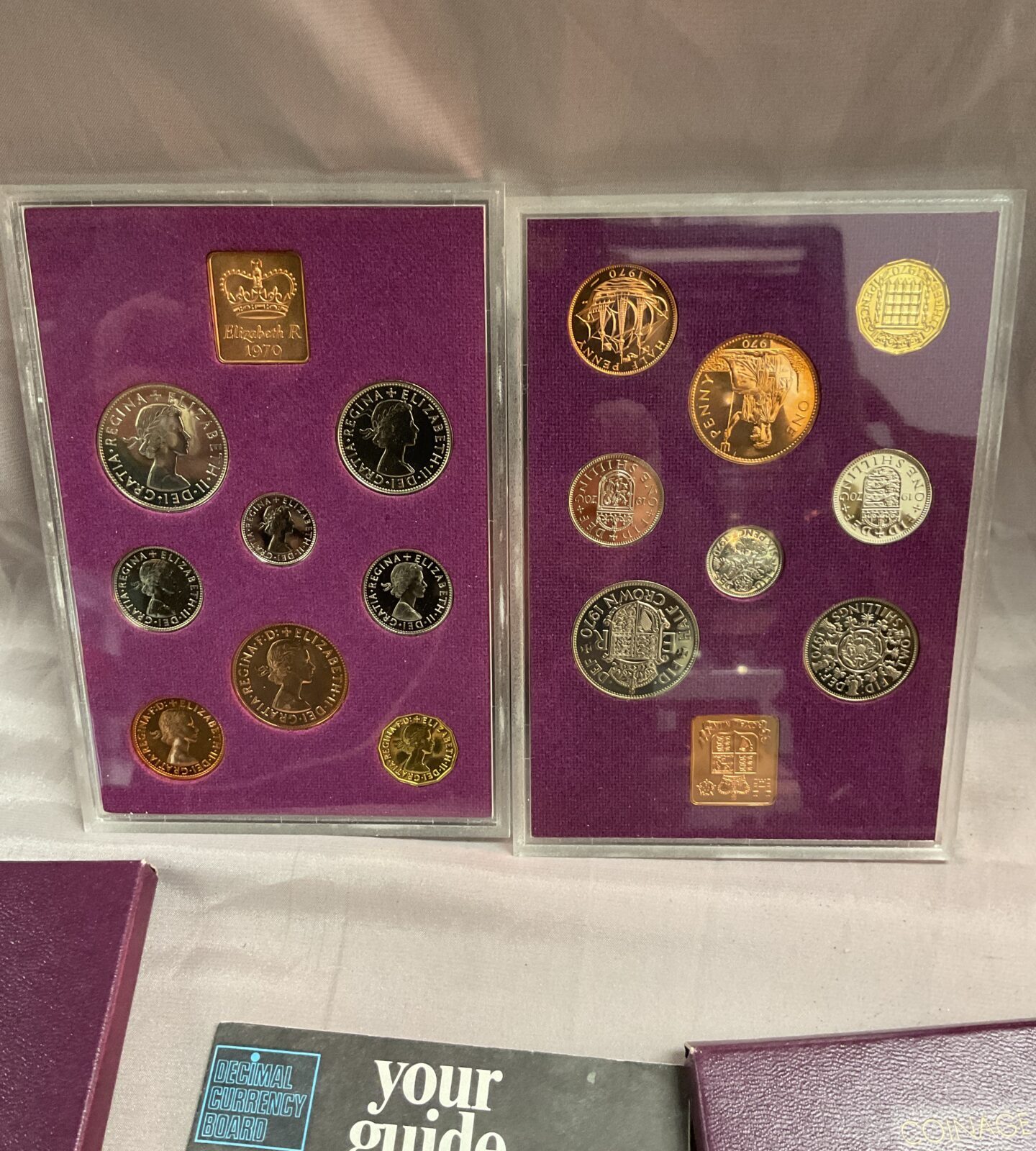 Two coinage of Great Britain Sets 1970 - Image 3