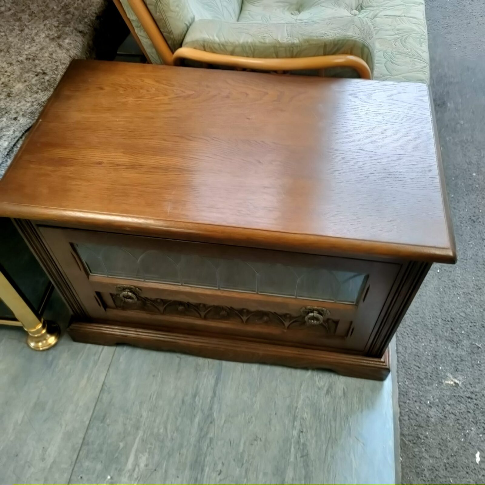 Oak glass fronted media cabibet