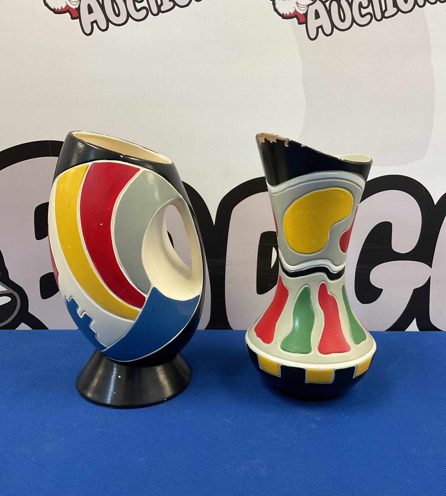 Two brentleigh ware vases