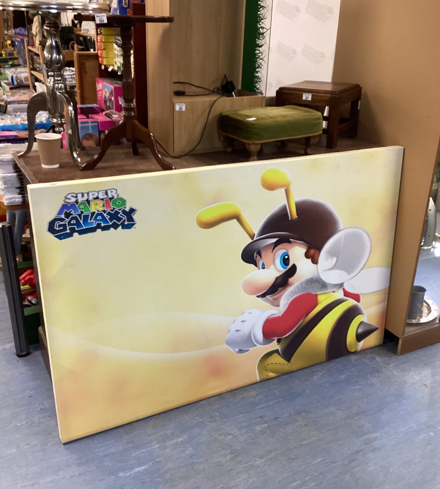 Super Mario Galaxy large vinyl Print