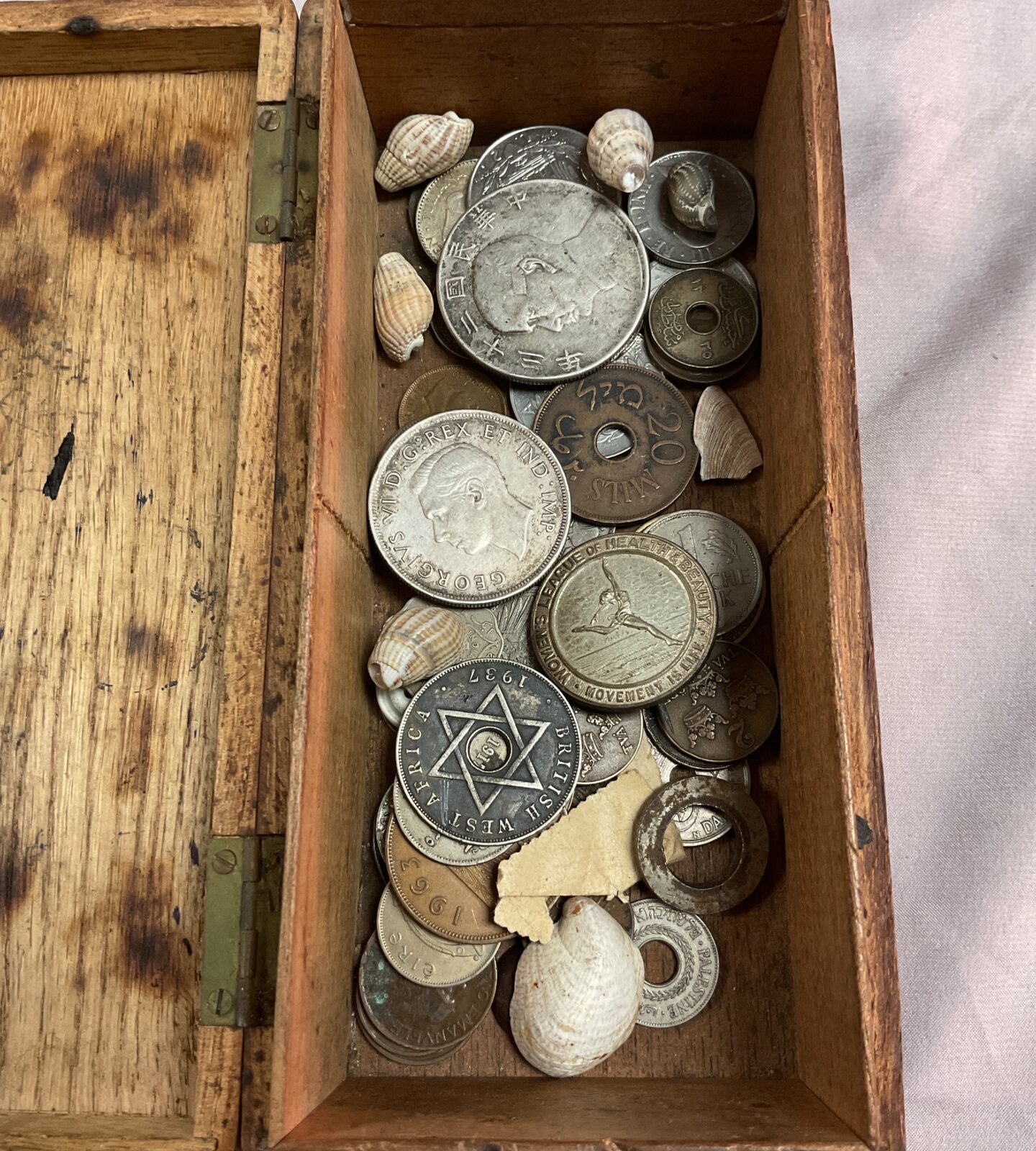 Box of assorted coins