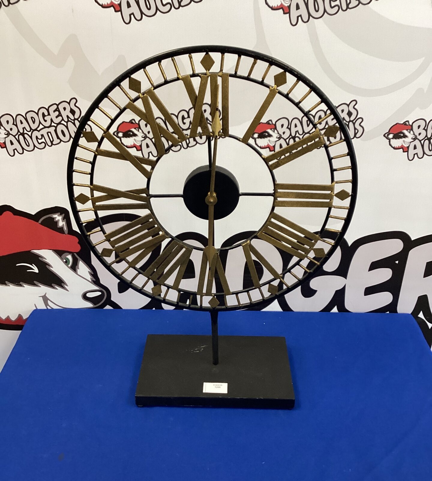 Metal decorative Mantle Clock
