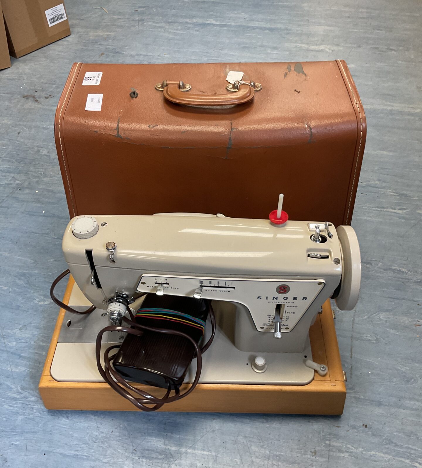 Singer fashion mate sewing machine