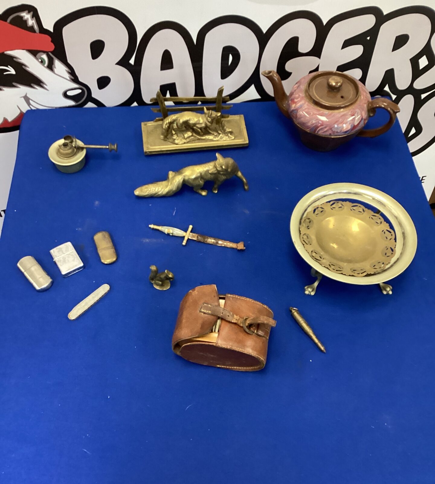 Box of mixed brass items inc Fox