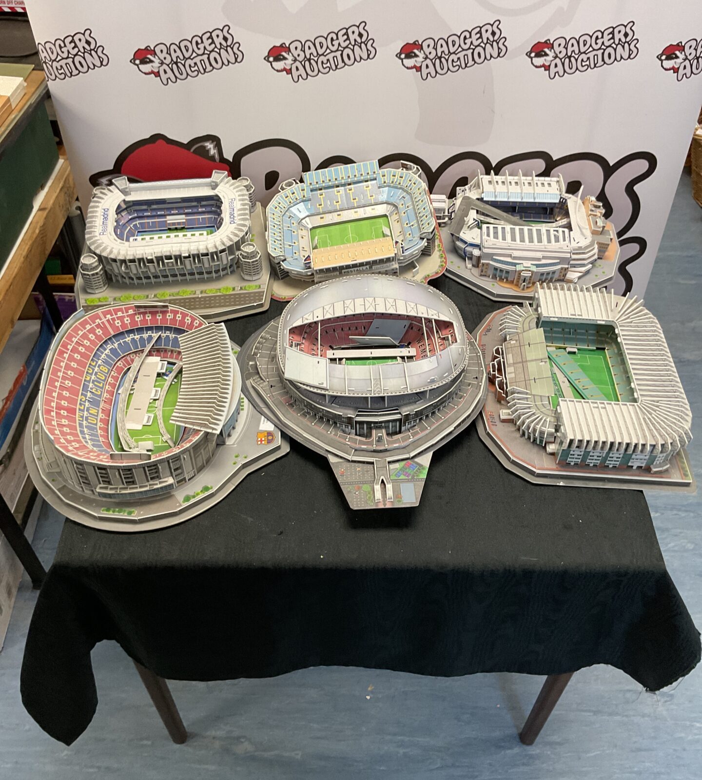 Selection of mixed football stadium model kits inc wembley and real madrid