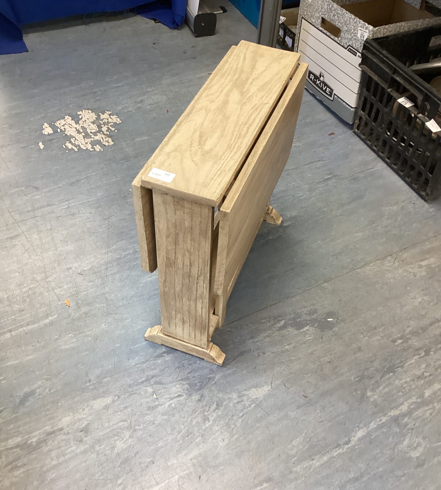 Small gate leg table