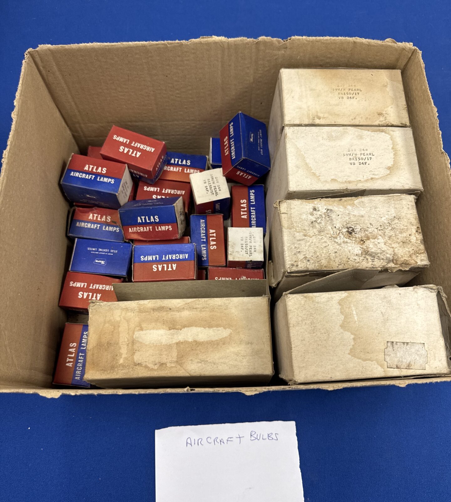 Quantity of vintage aircraft bulbs inc atlas