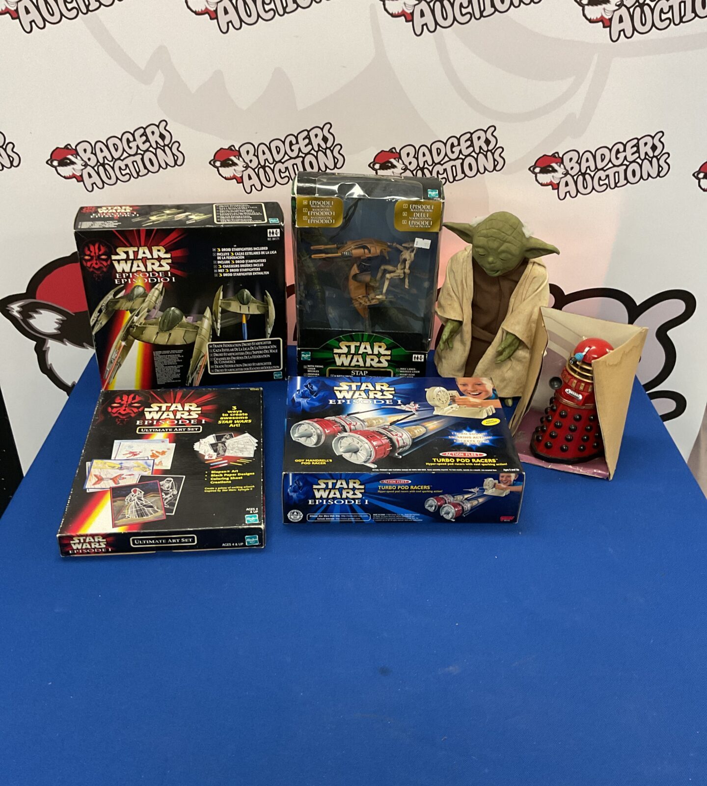 Selection of retro star wars items inc inc boxed stap and battle droid, turbo pod racers, droid starfighter, Hasbro talking yoda figure and ultimate art set