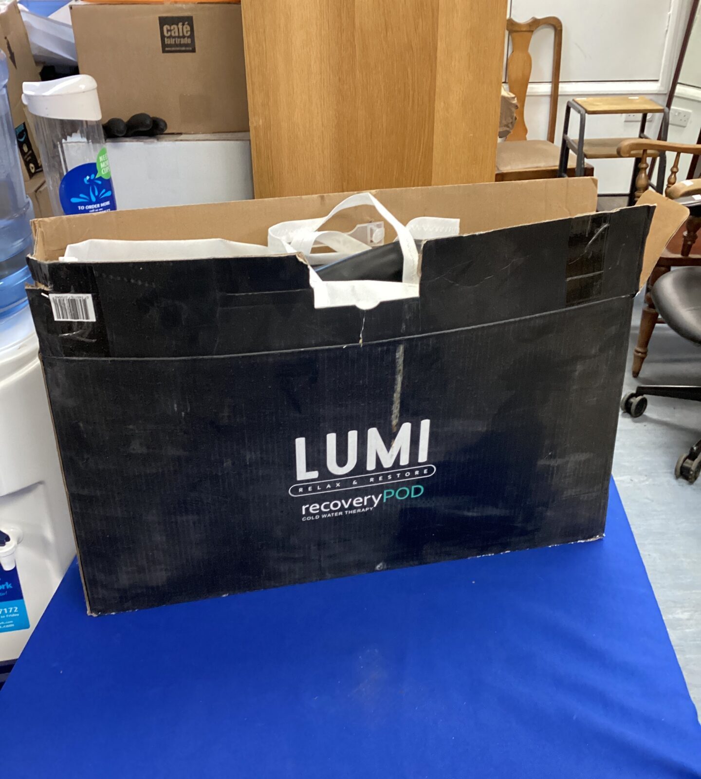 Lumi recovery pod for cold water therapy