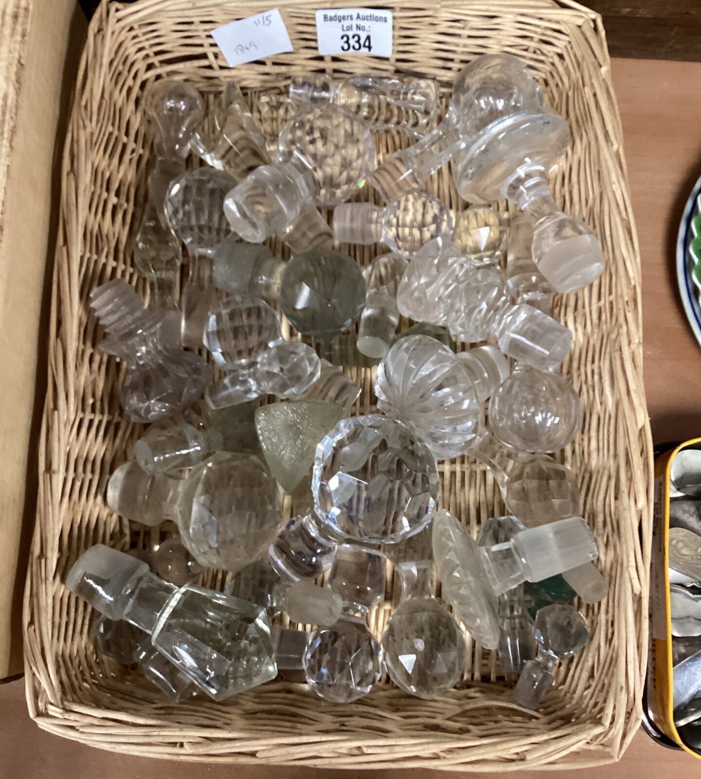 Quantity of glass decanter stoppers