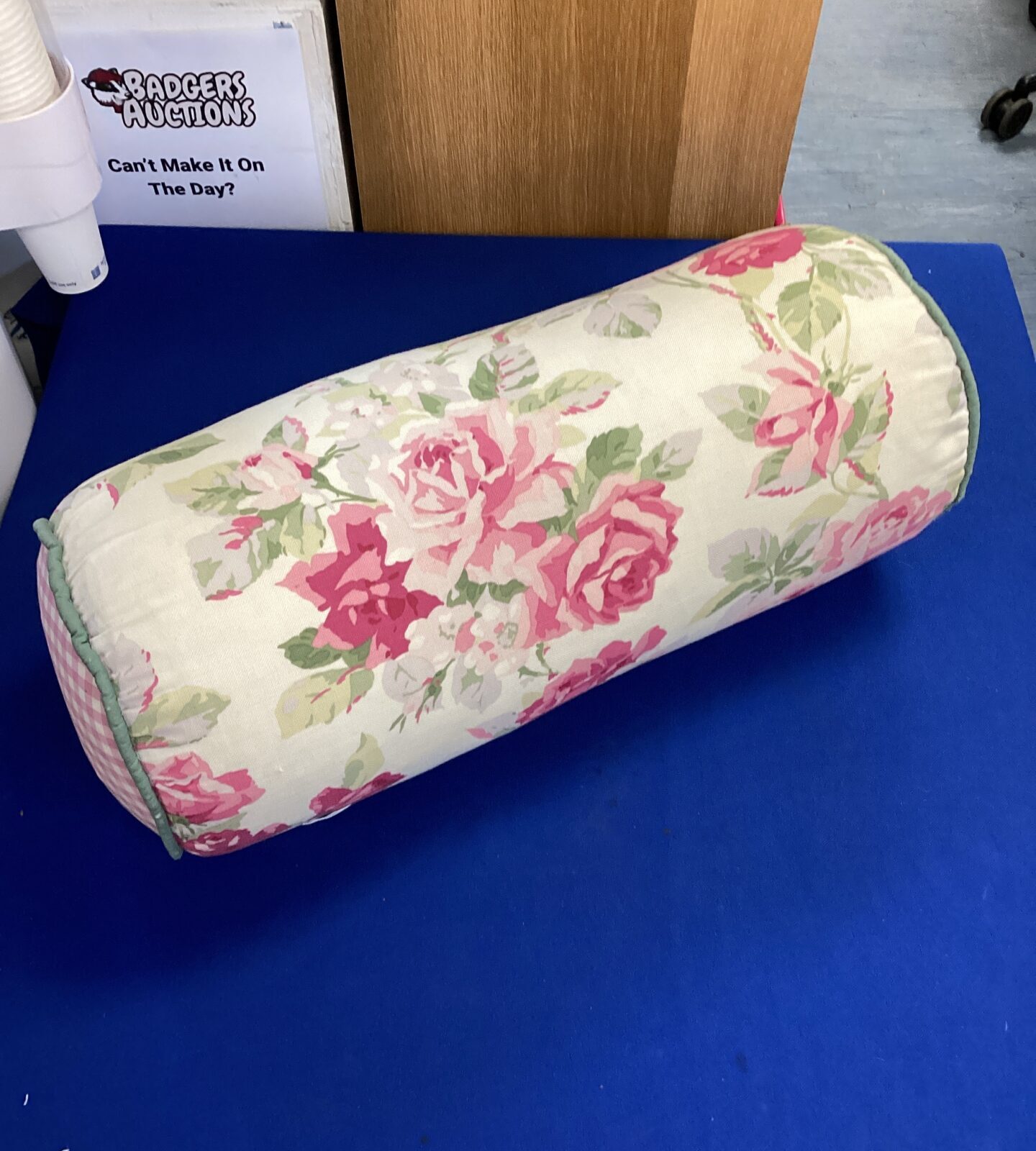 Floral pattern Cushion