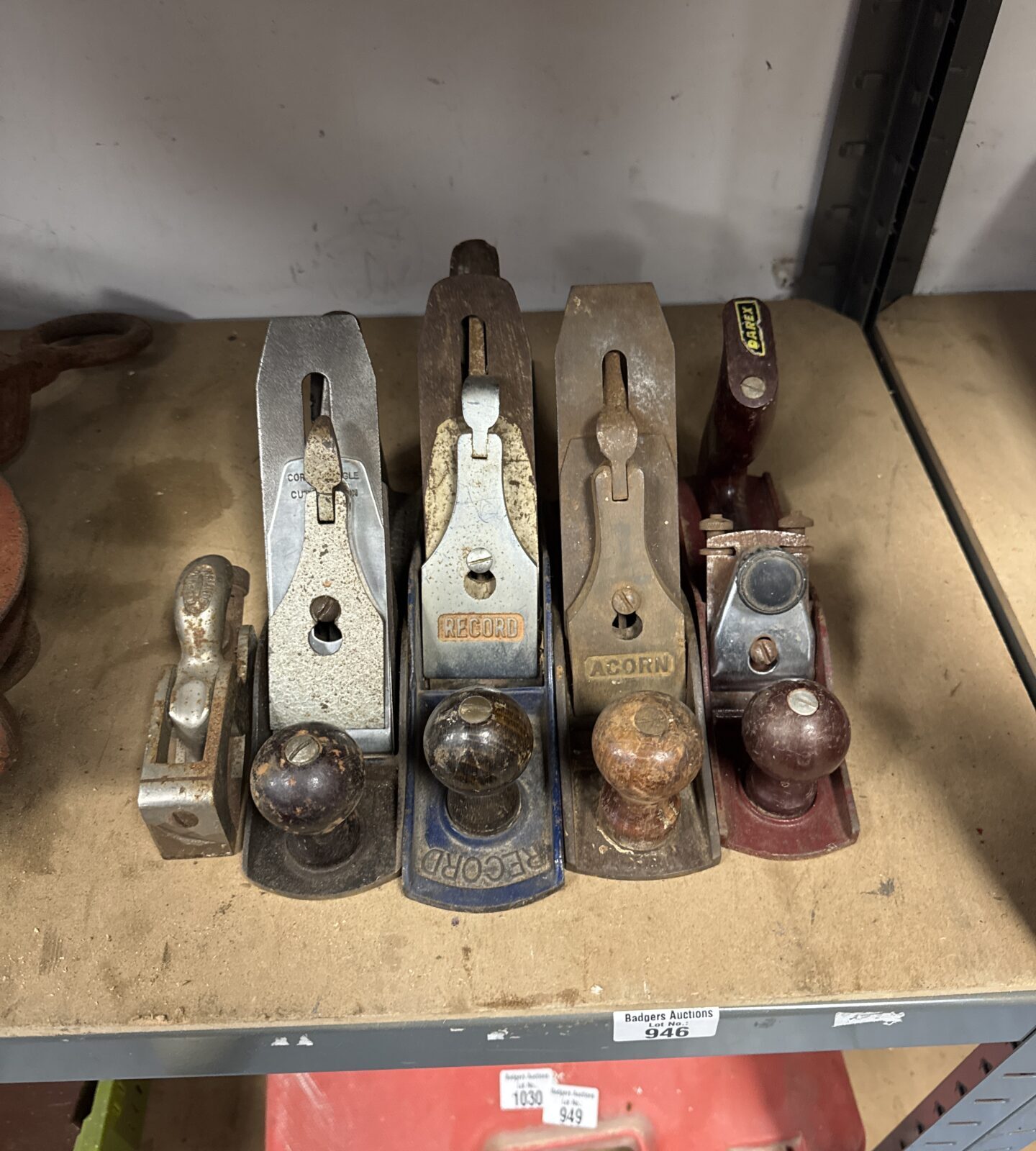 Five assorted wood planes inc record, acorn & others