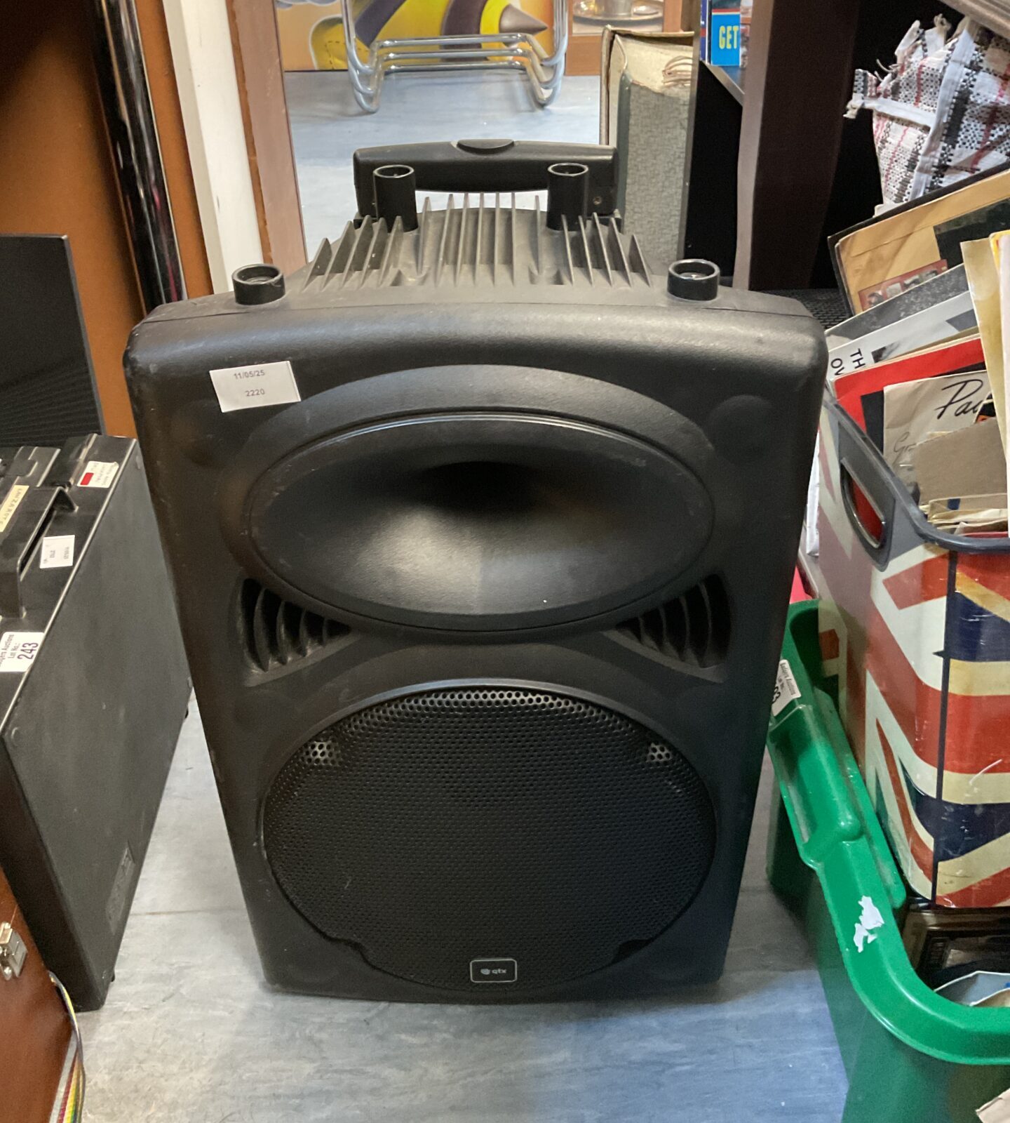 Qtx portable pa speaker