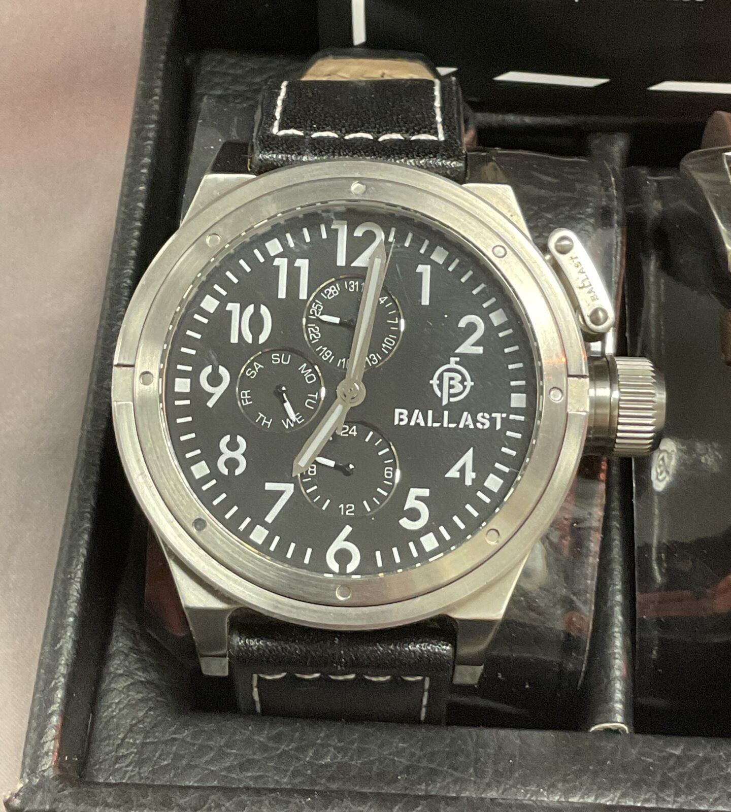 Ballast Quartz Gents Wristwatch In Box With Papers