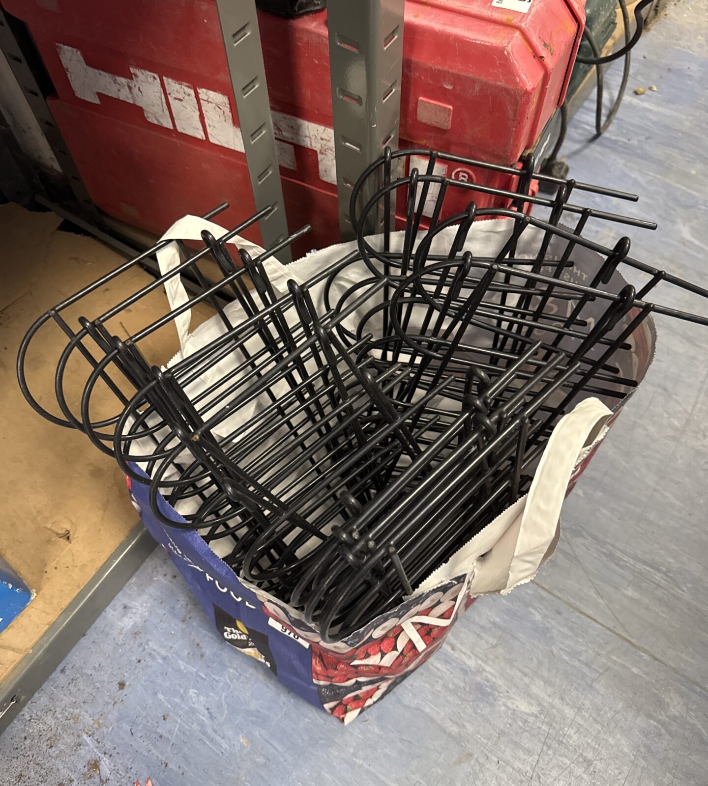 Bag of wire frame garden edging sections