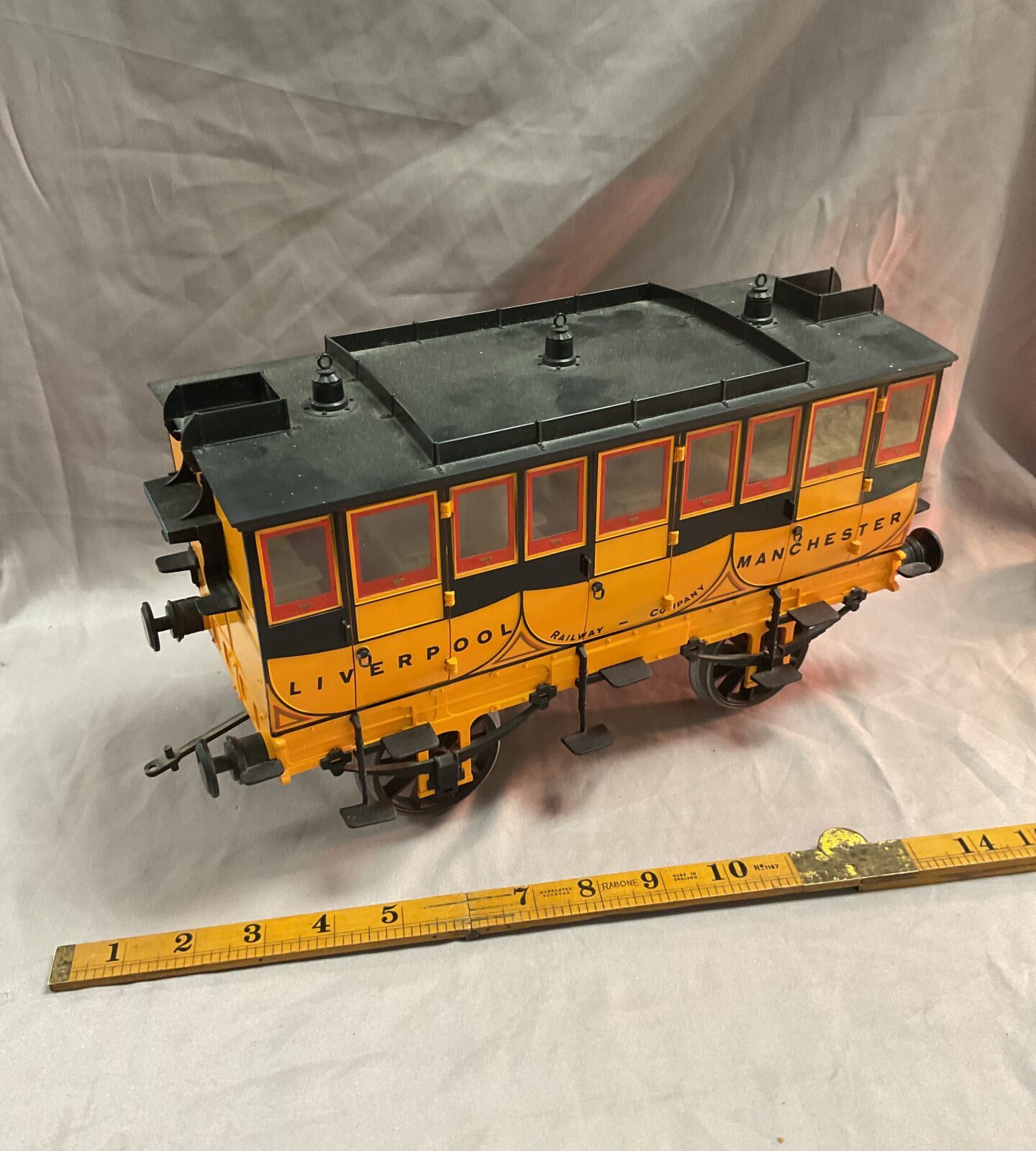 Hornby 3.5” Gauge Liverpool Manchester Railway Company Carriage For Stephensons Rocket