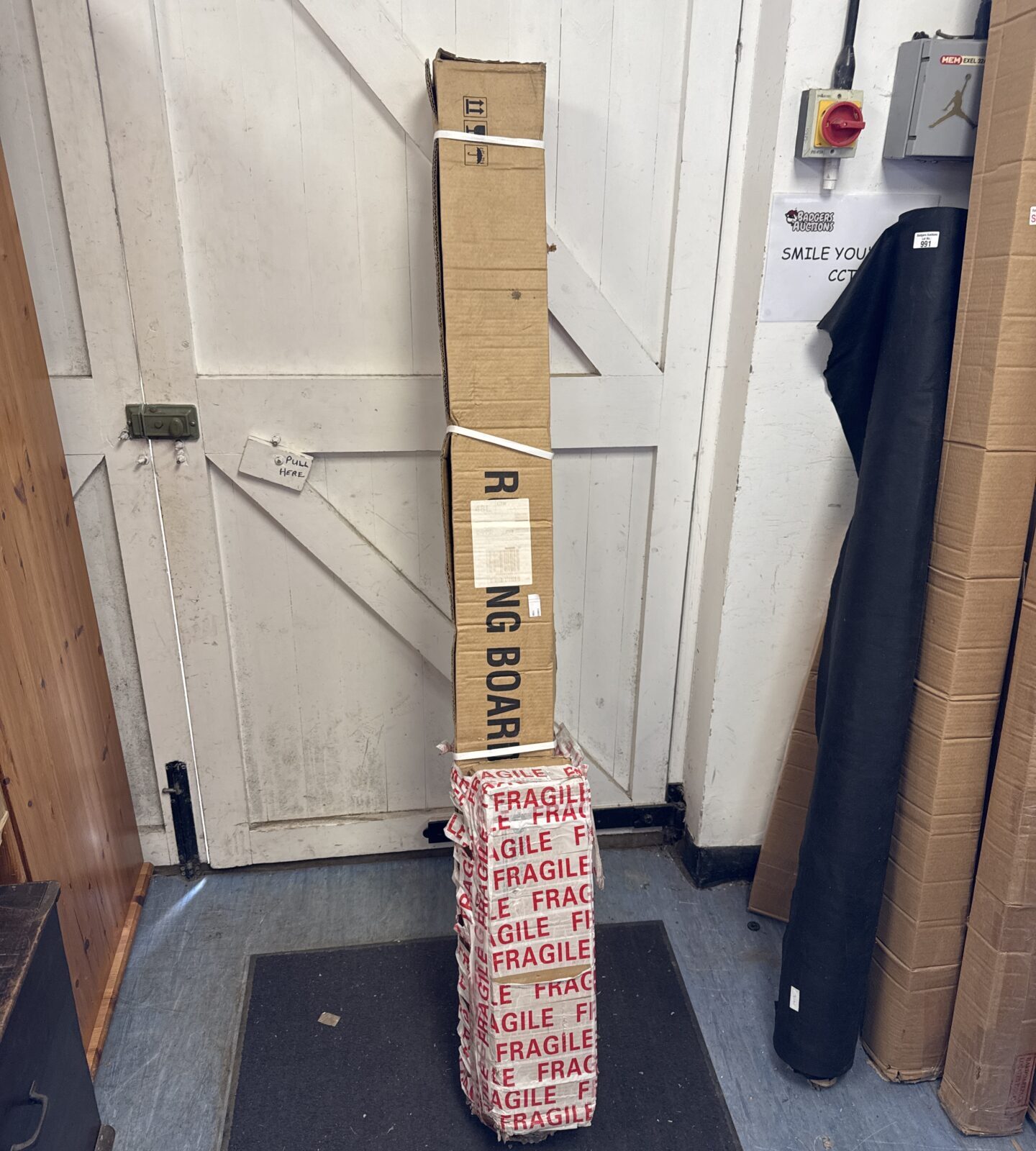 Set of unknown running boards with brackets