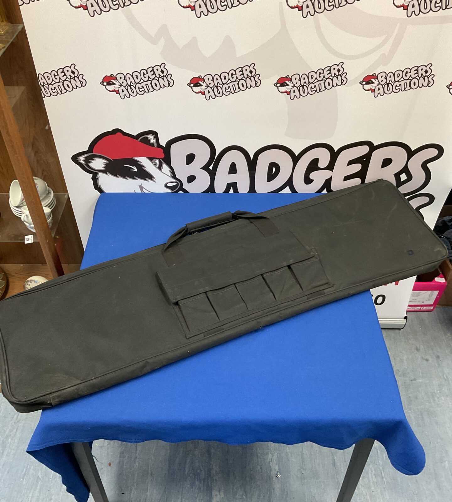 Large onuprol black rifle case