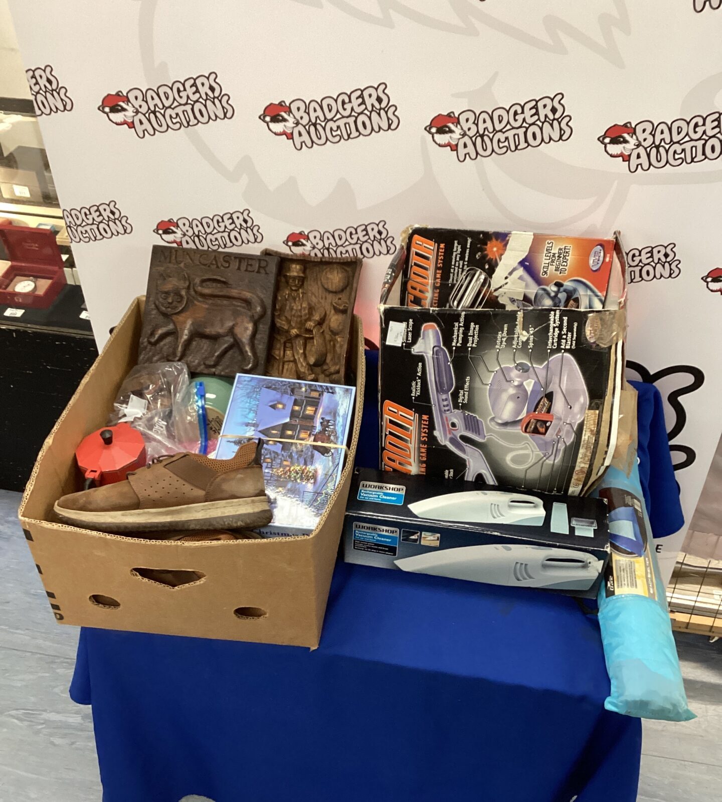 Box of house clearance items