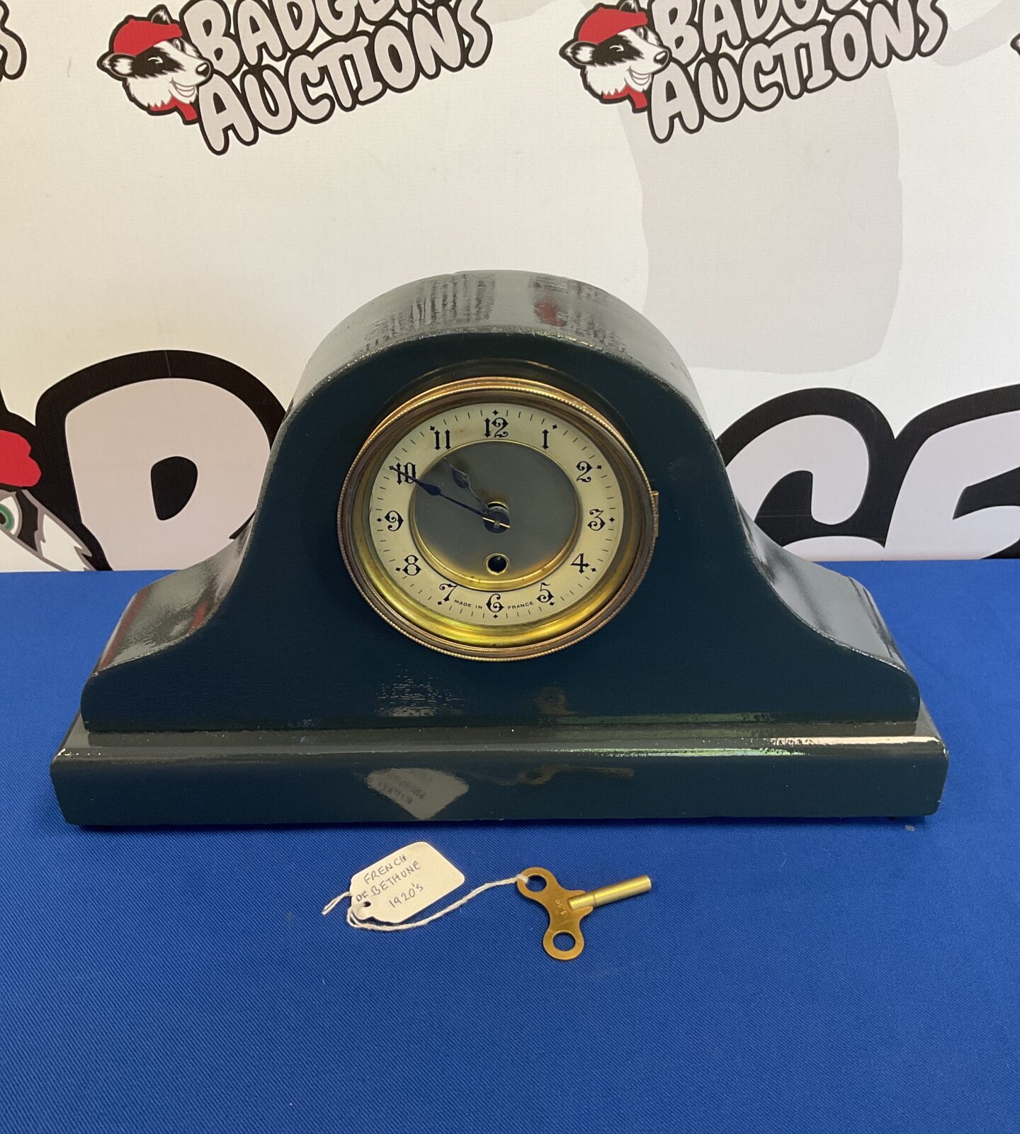 French De Bethune 1920s mantle clock working with key