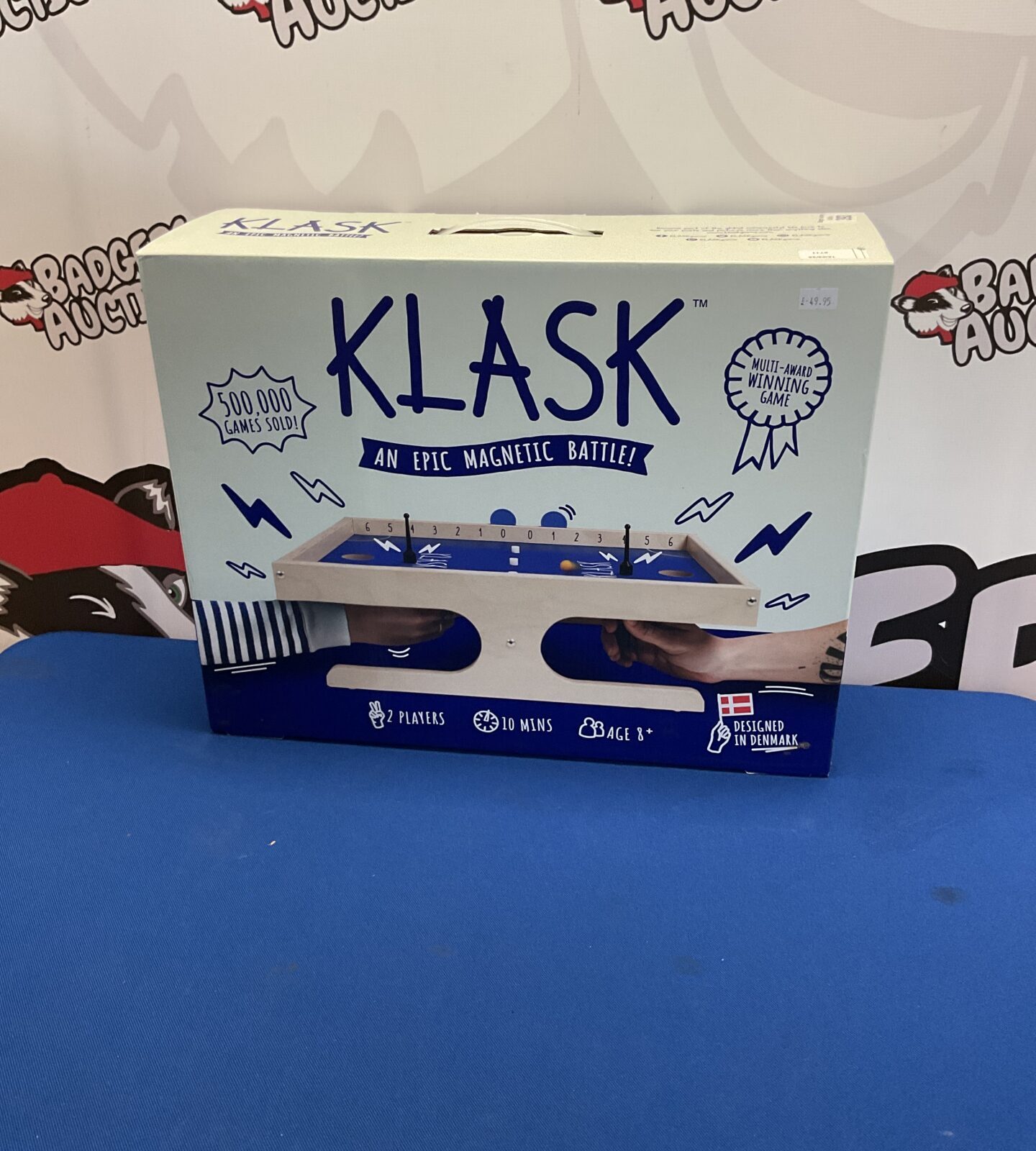 Klask magnetic battle