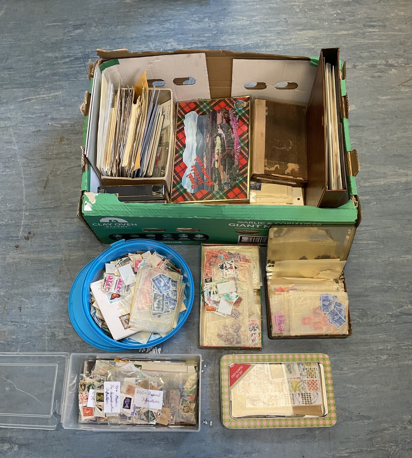 Large collection of postage stamps