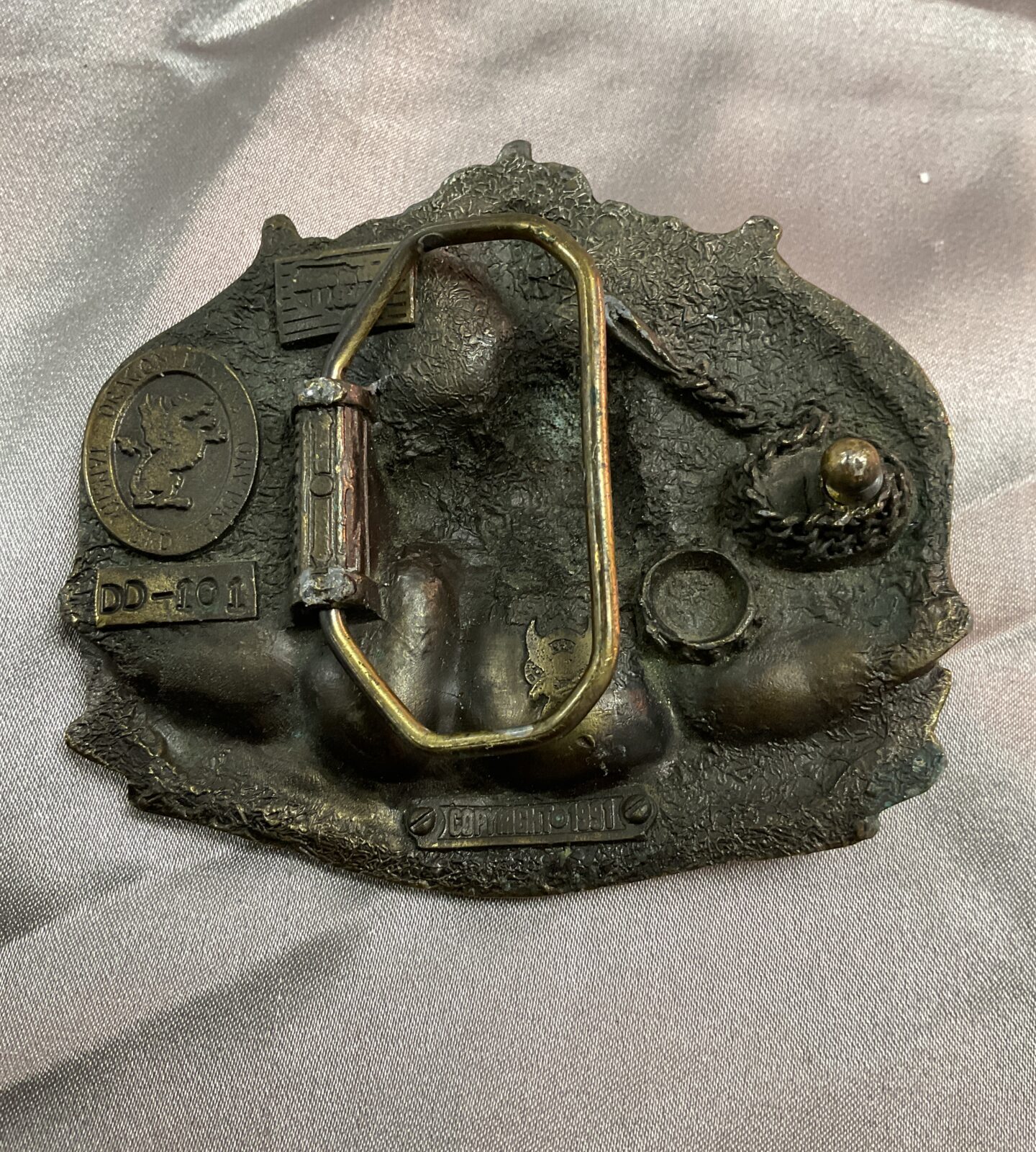 Bulldog spirit belt buckle and prince of wales and Lady Diana Brass Trinket pot - Image 2