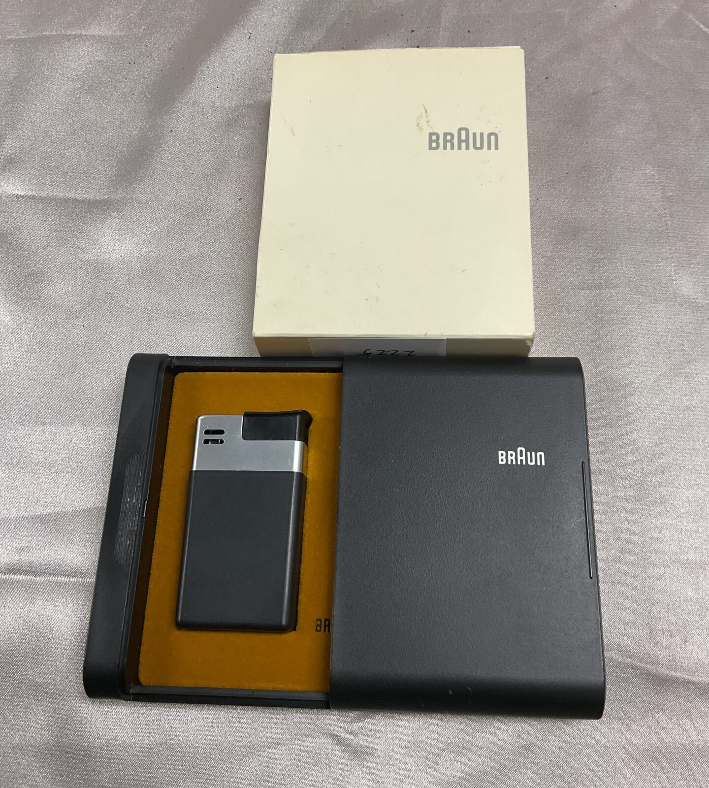 Braun Gas Lighter as new in box