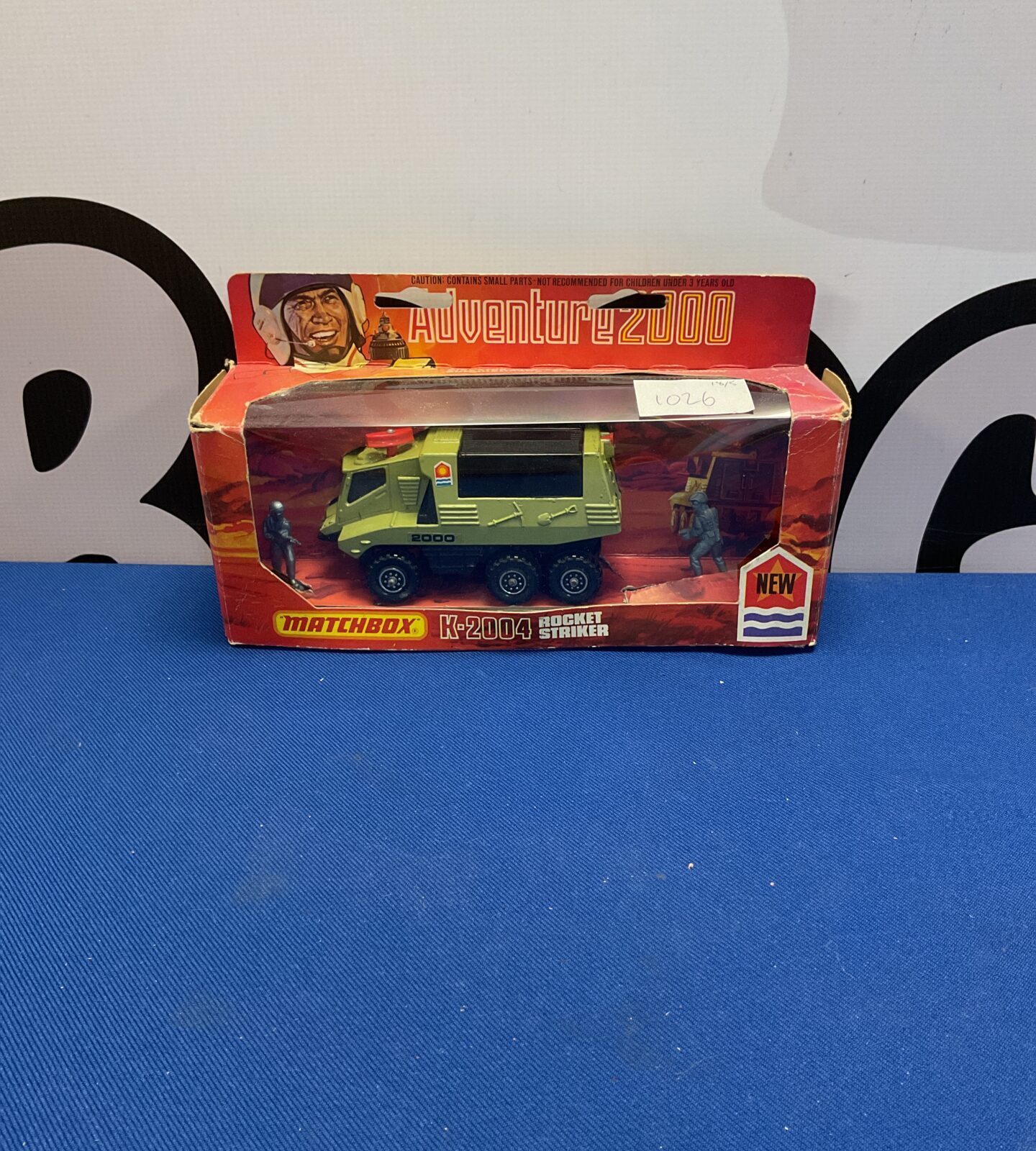 Vintage boxed matchbox adventure 2000 K-2004 rocket striker