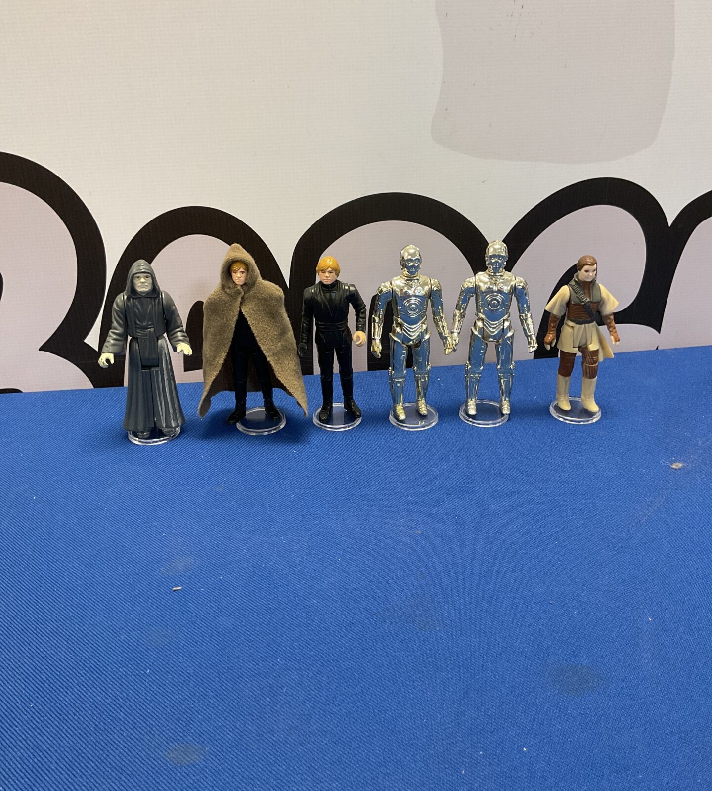 Selection of vintage 1980’s l.f.l star wars figures inc darth sidious, luke skywalker, princess leia and cp3po