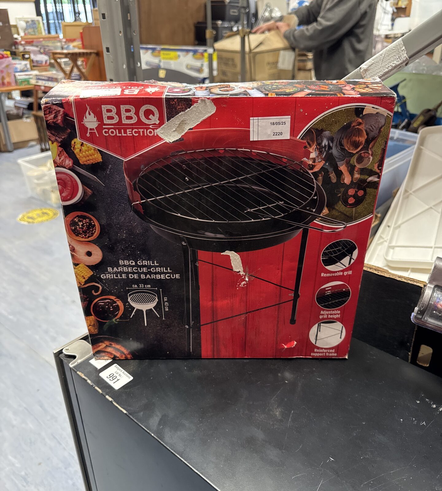 Bbq collection 33cm barbecue - appears new in box