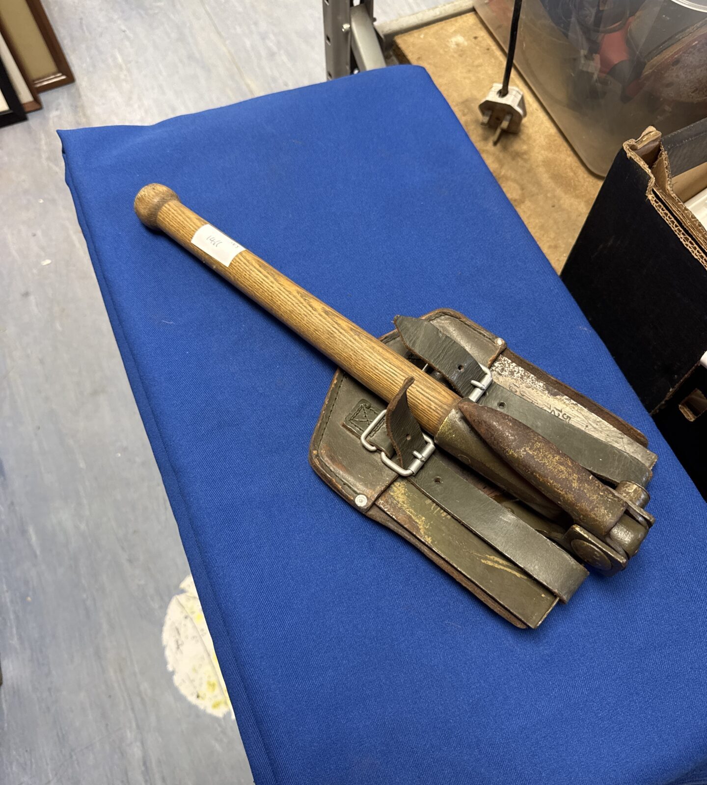 Vintage folding spade