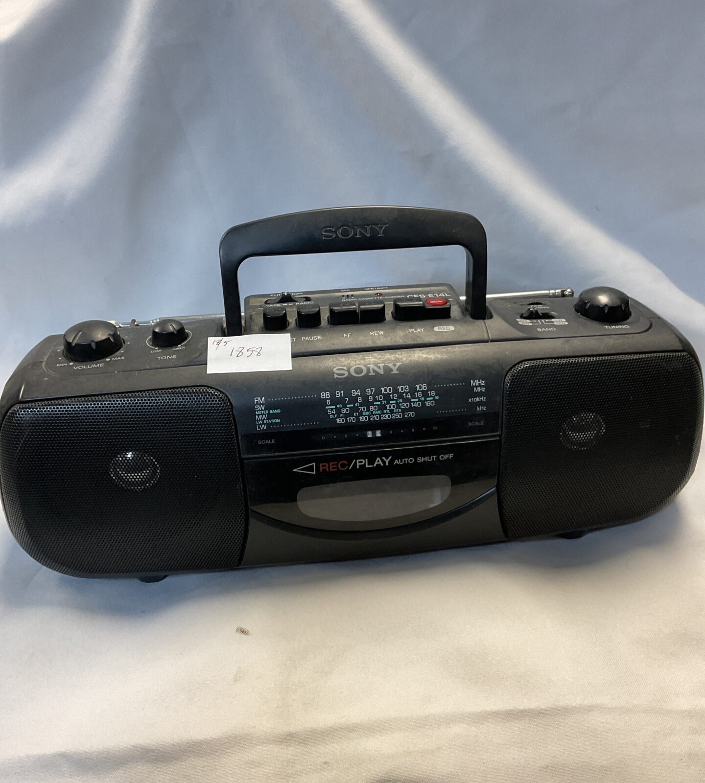 Sony cfs-e14l portable cassette radio working