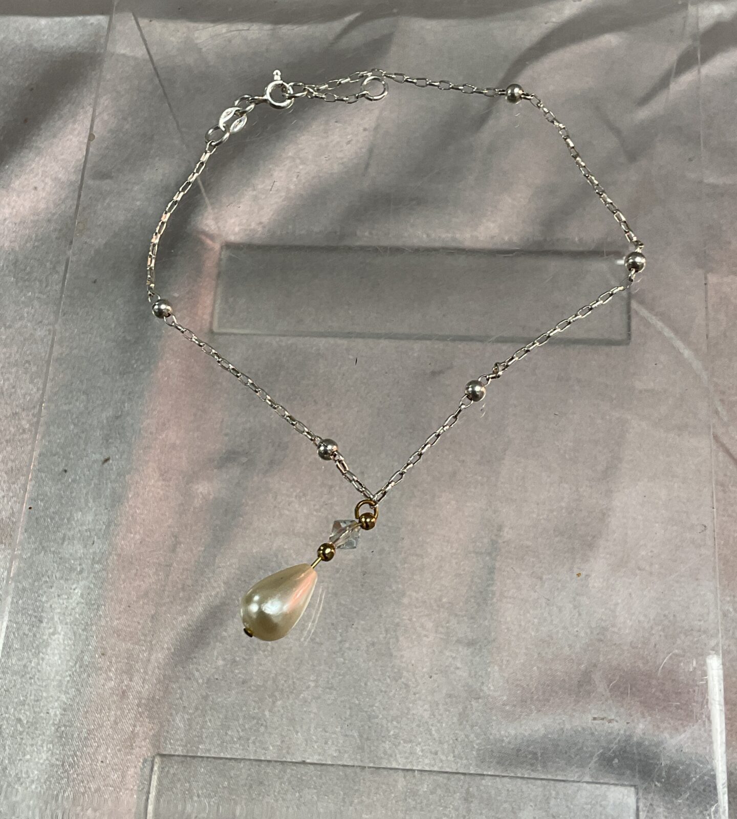 925 Silver bracelet with faux pearl pendant