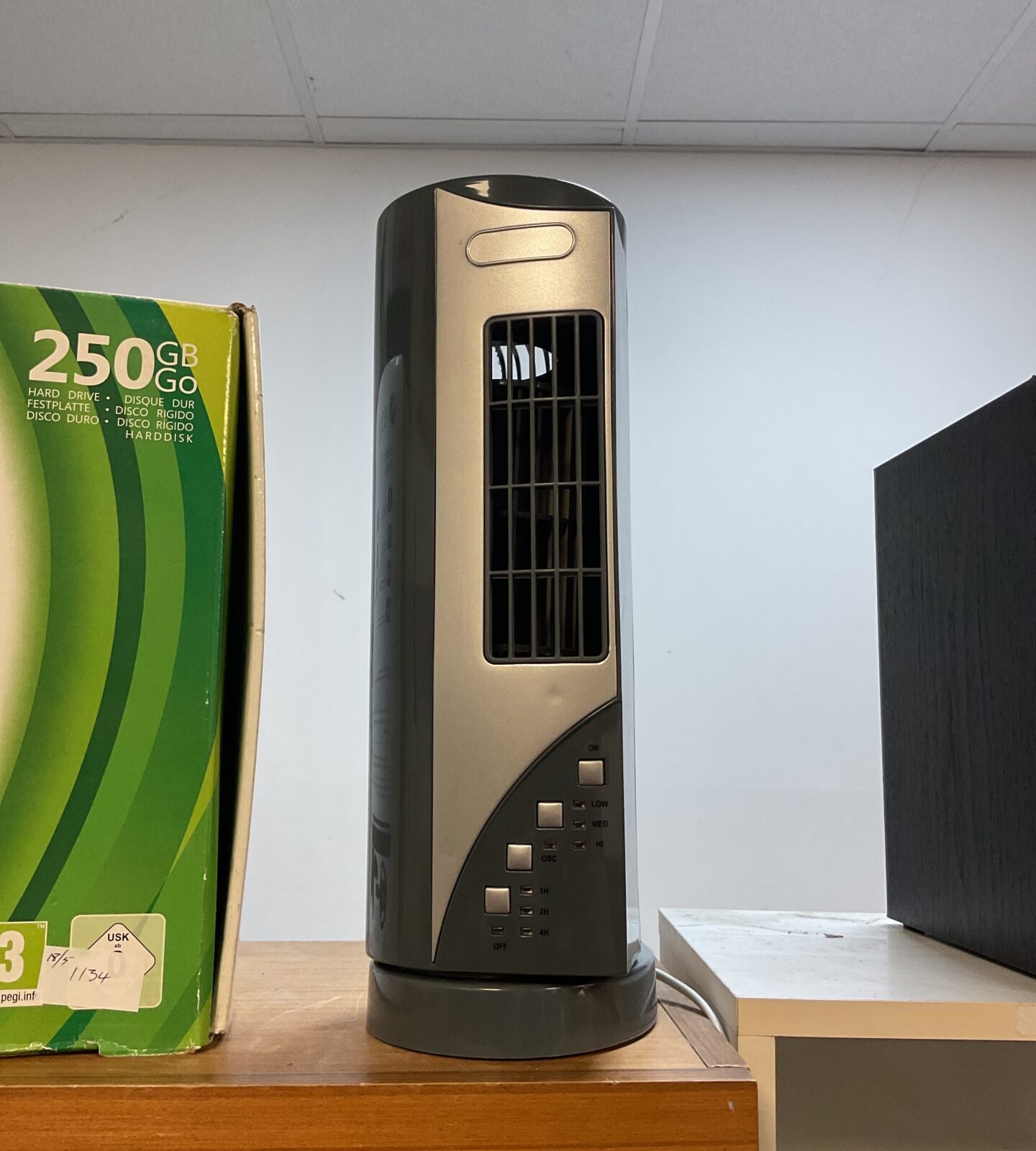 Focus 33cm tower fan working
