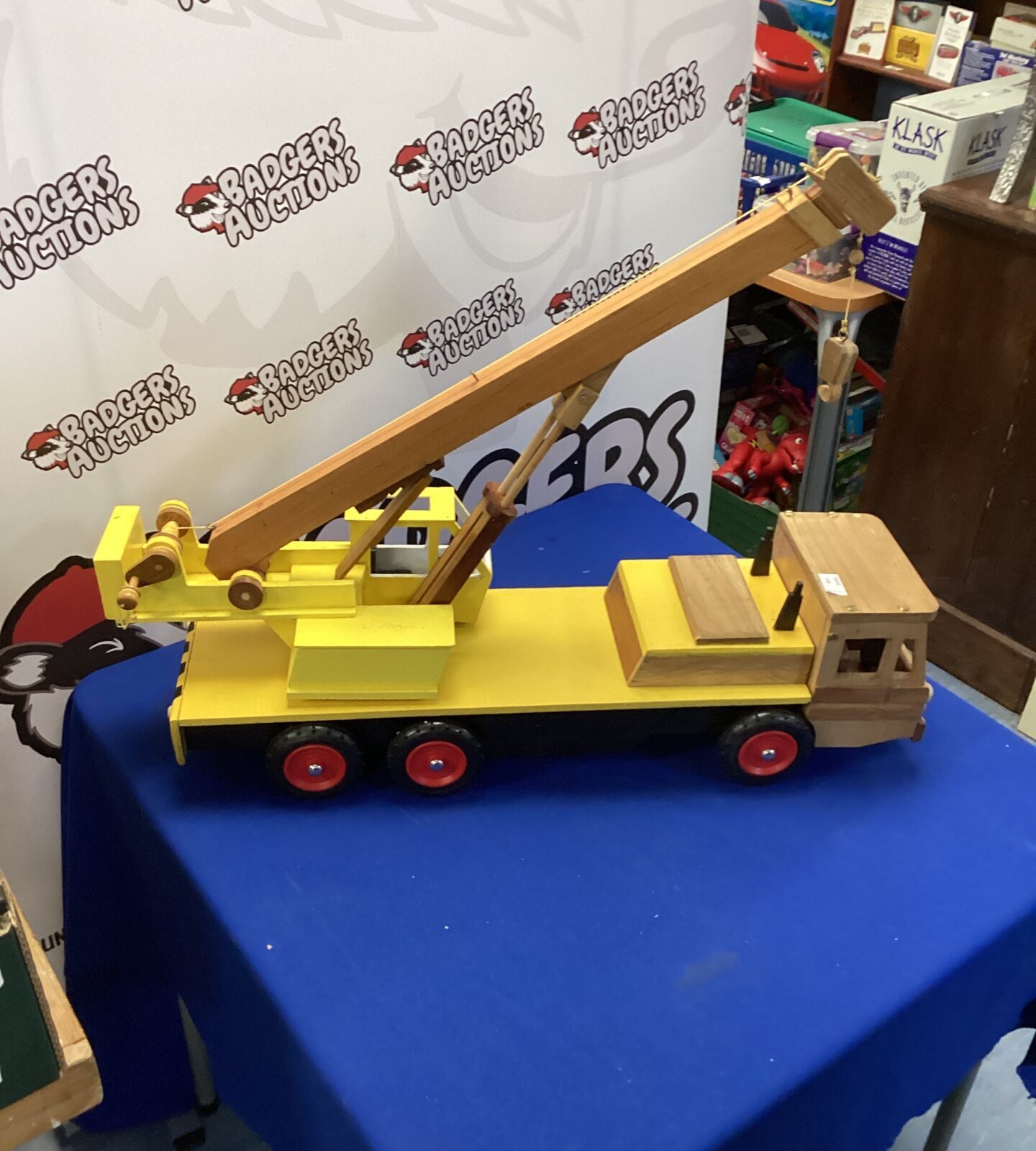 Large wooden toy craine
