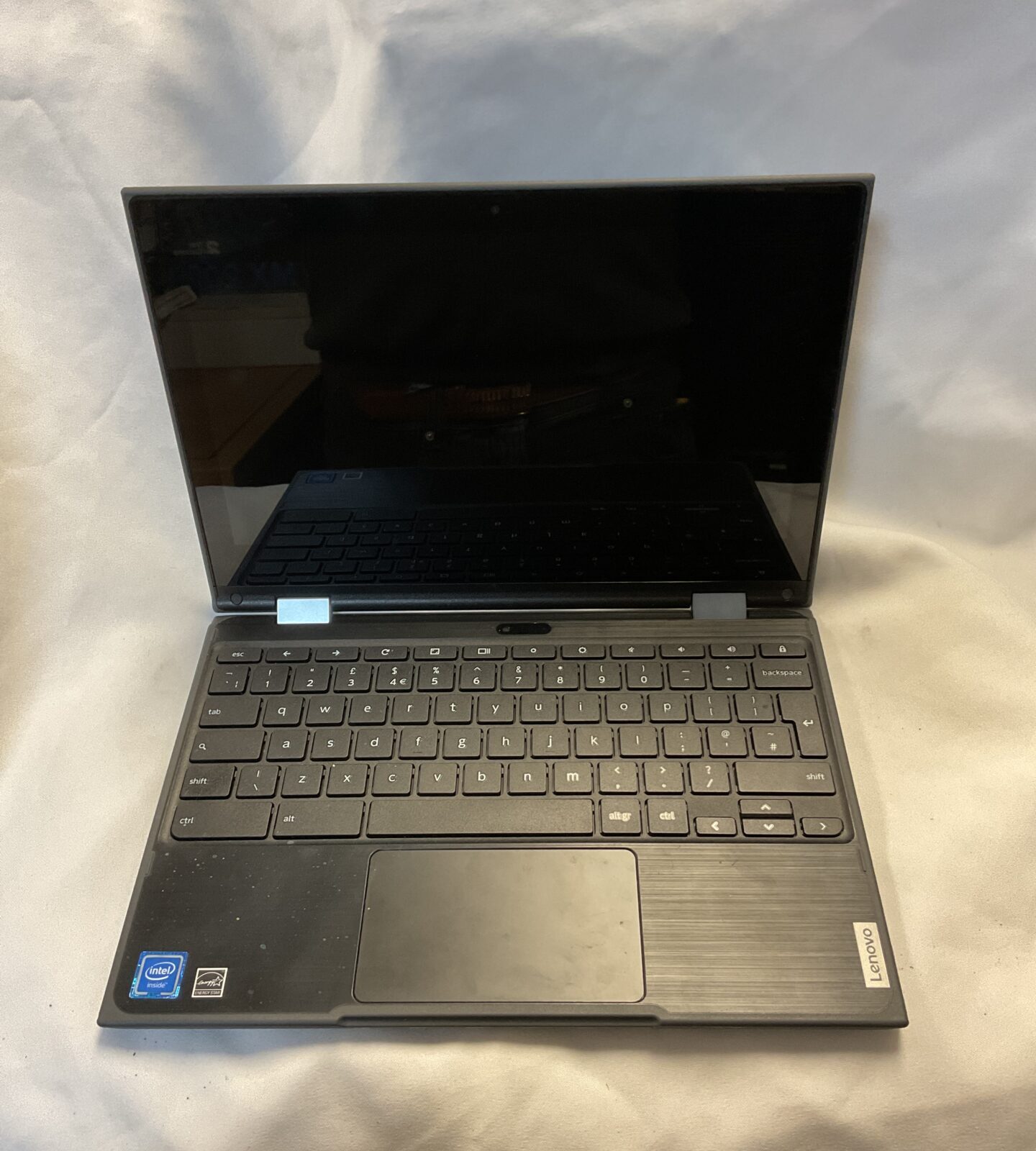 Lenovo 300e chromebook laptop model
