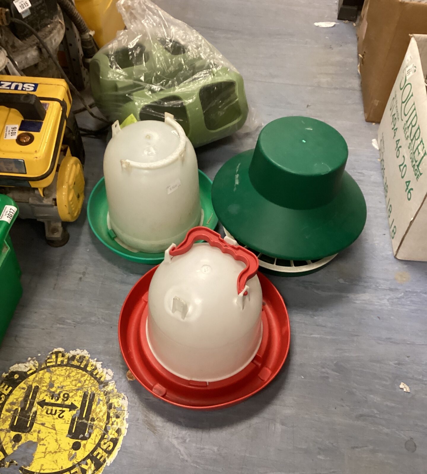 Selection of bird feeders