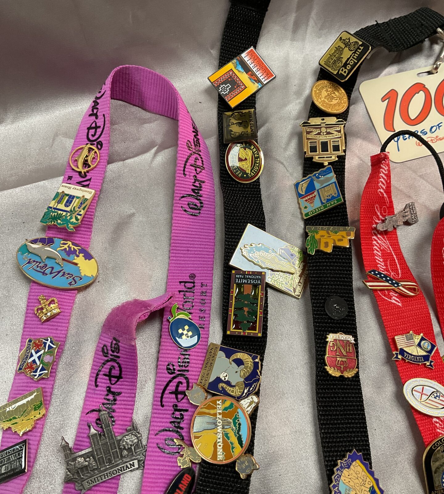 Three lanyards Withnover 50 Enamelled pin badges Collected over time on trips to the states - Image 3