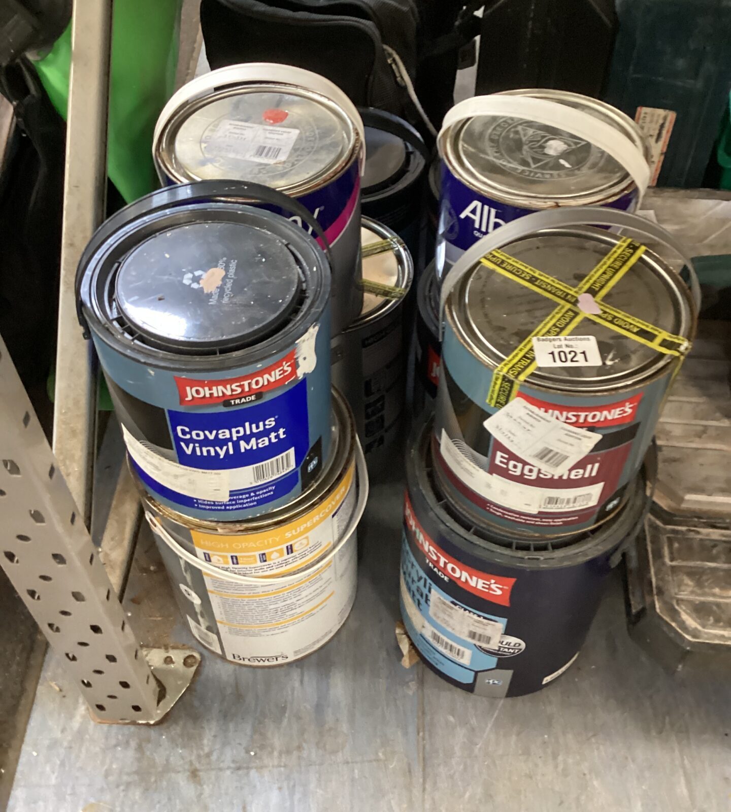 Quantity of tins of paint