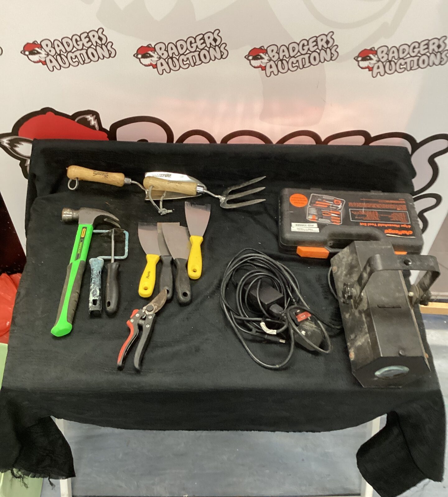 Selection of mixed tools inc Stainless steel spear and Jackson trowel and fork