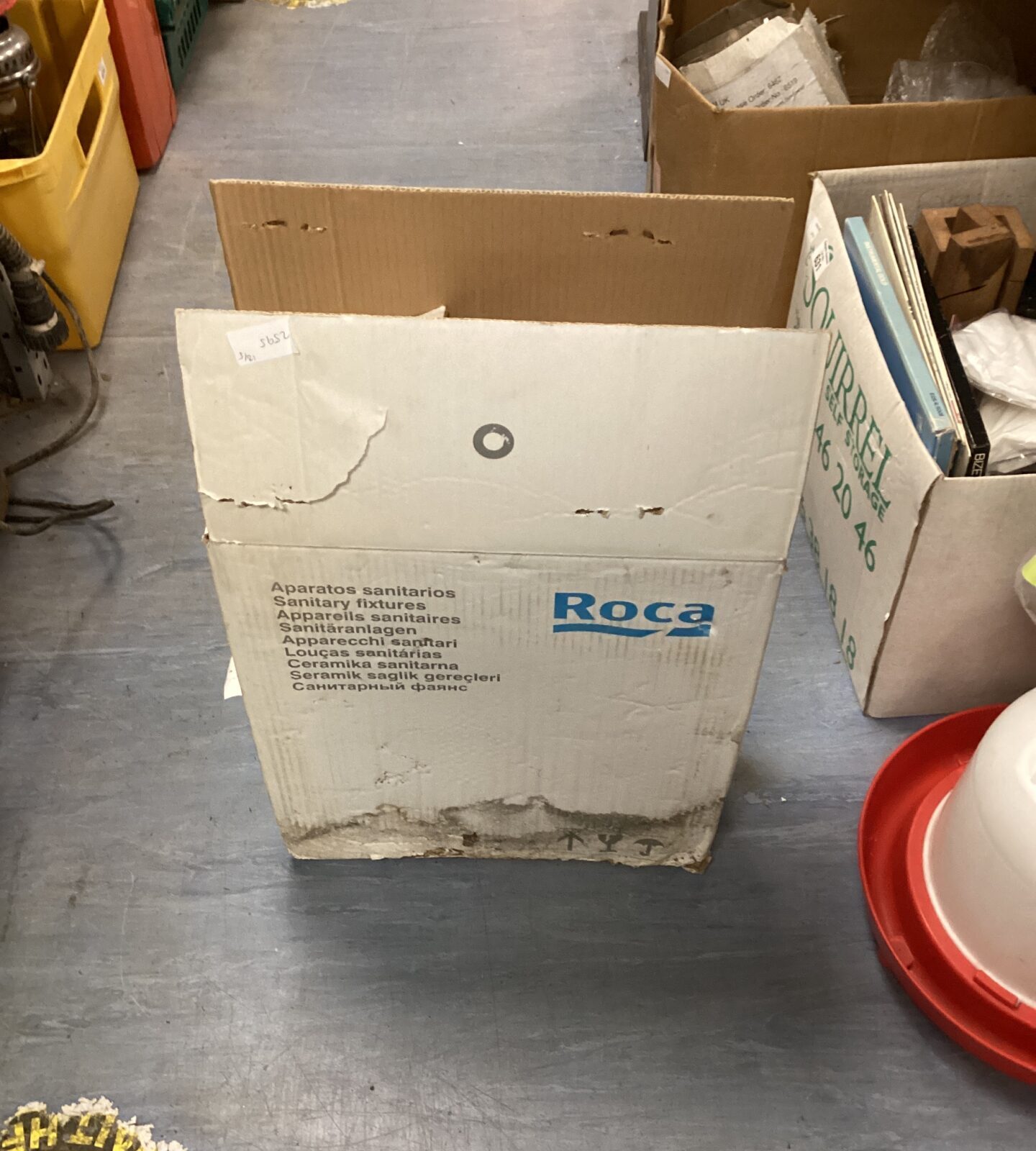 Roco White Toilet Cistern
