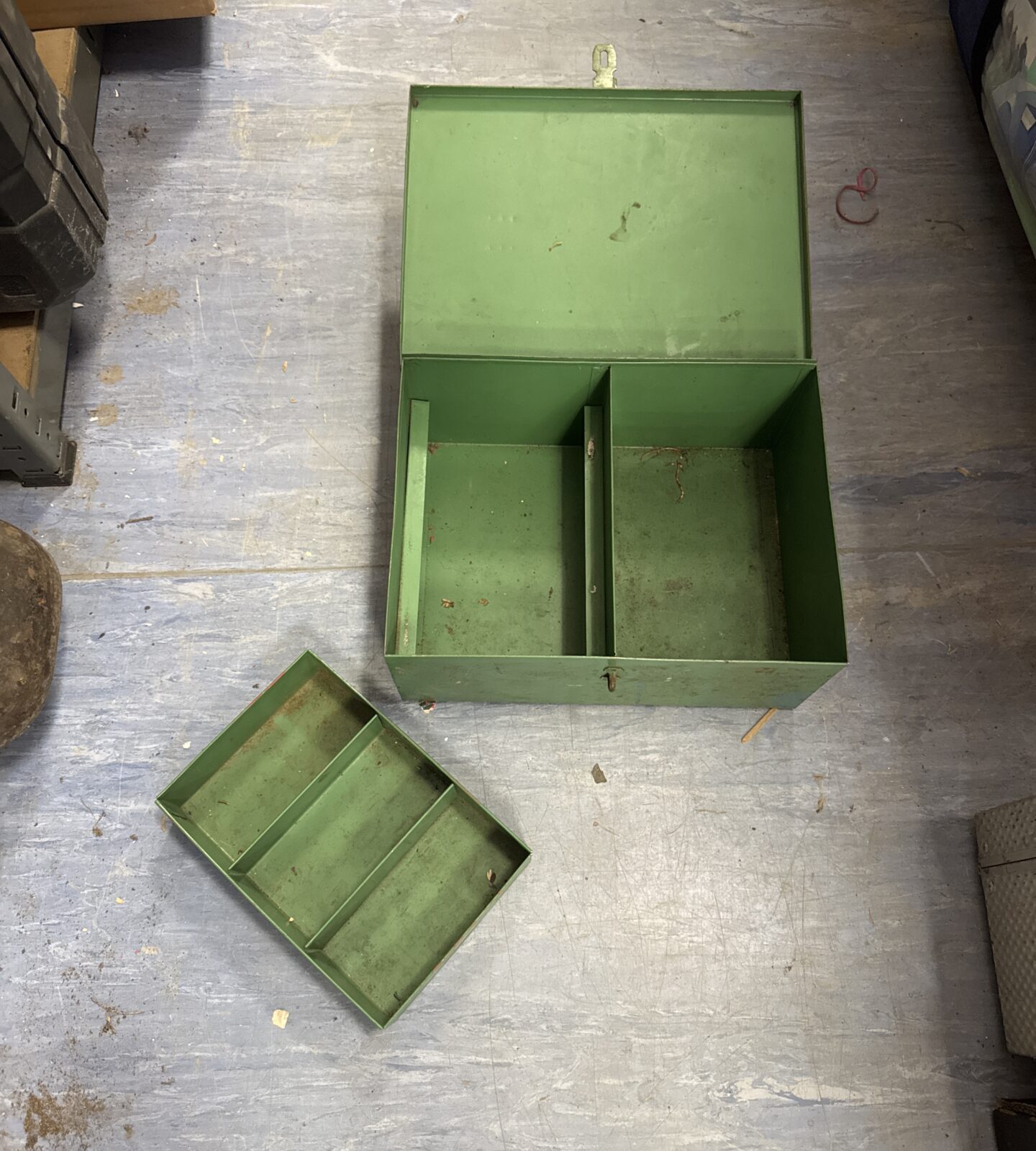 Small metal toolbox