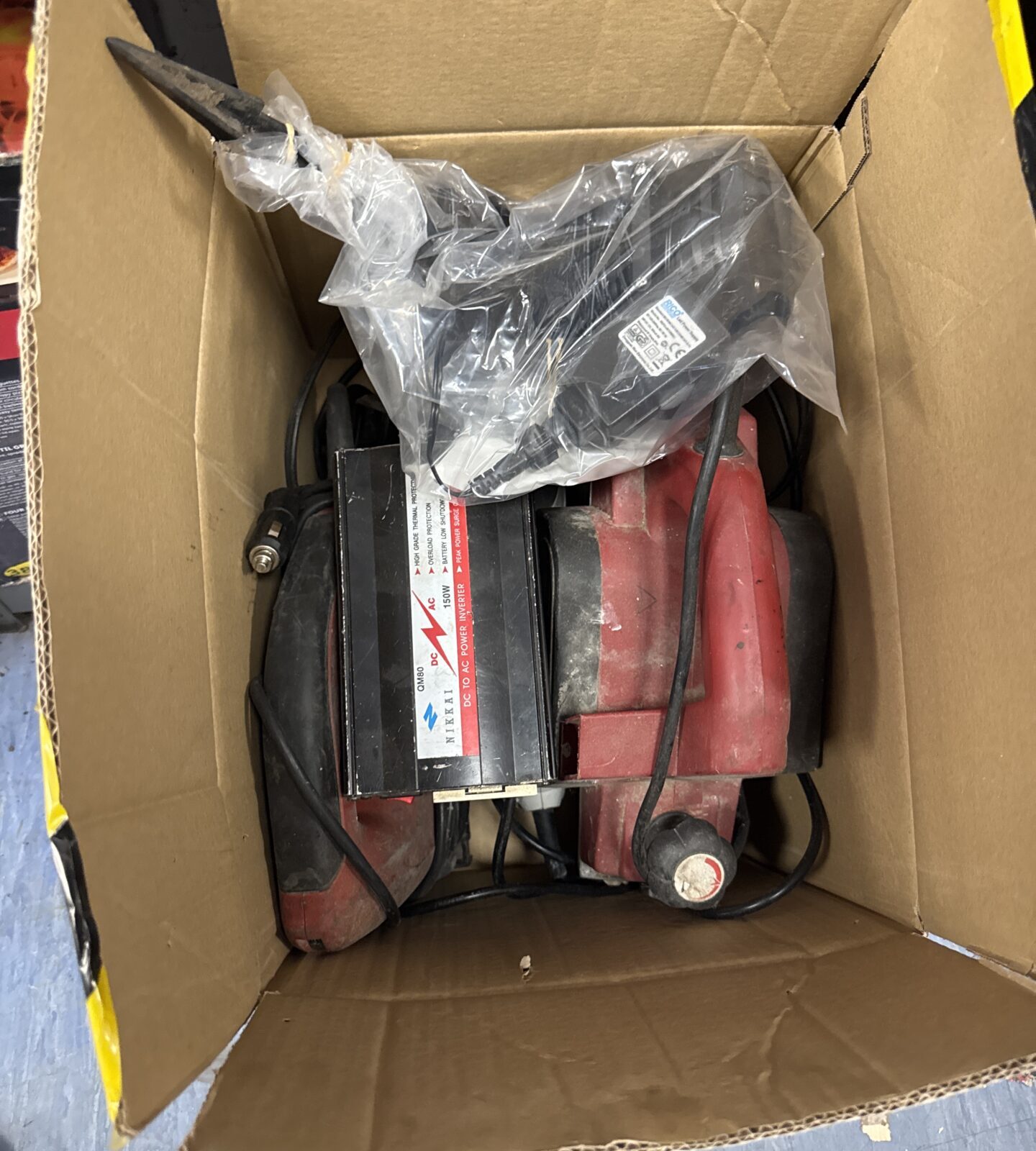 Box of mixed items inc power inverter, power tools & garden light