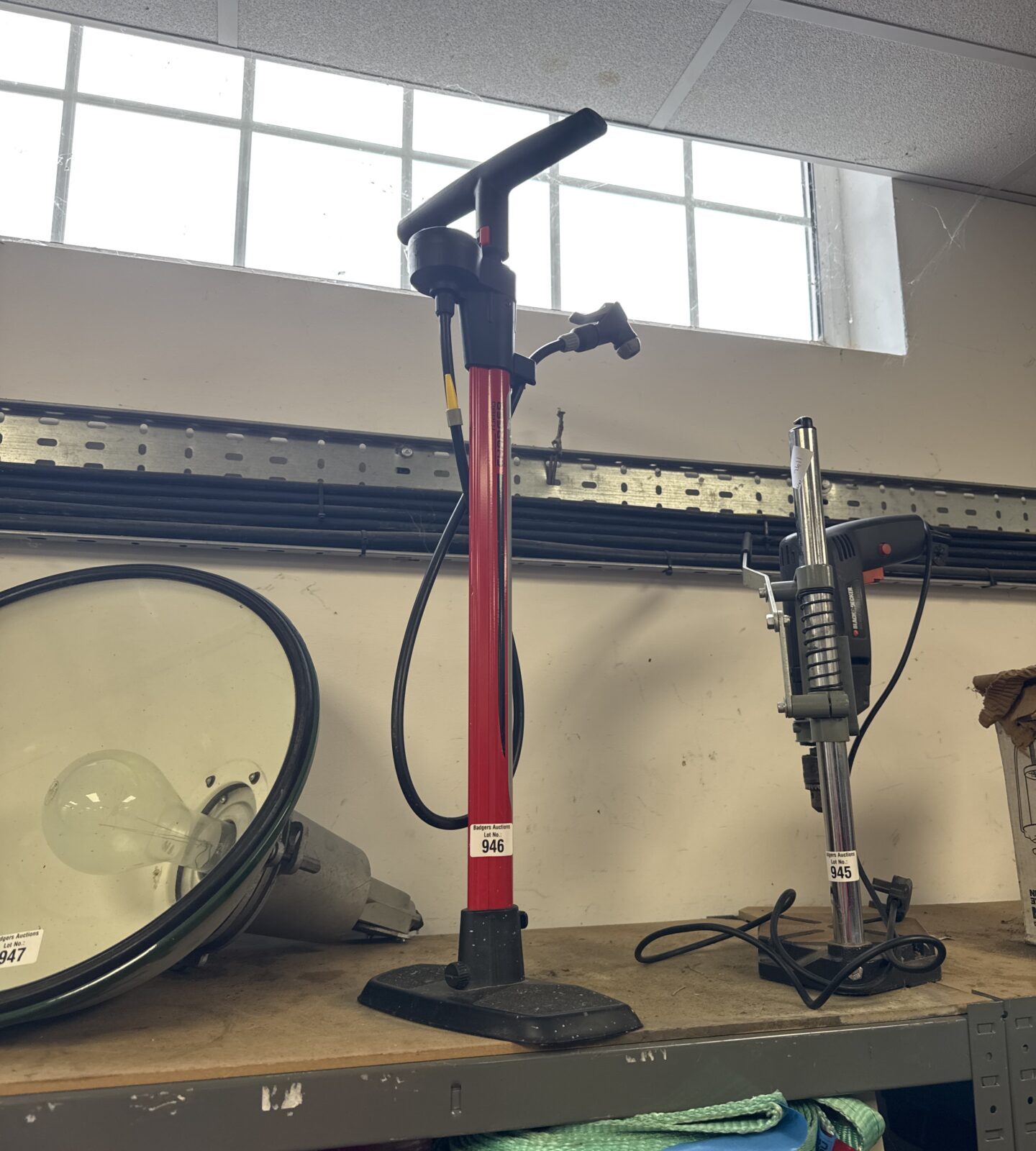 Turbo charger stirrup style bicycle pump