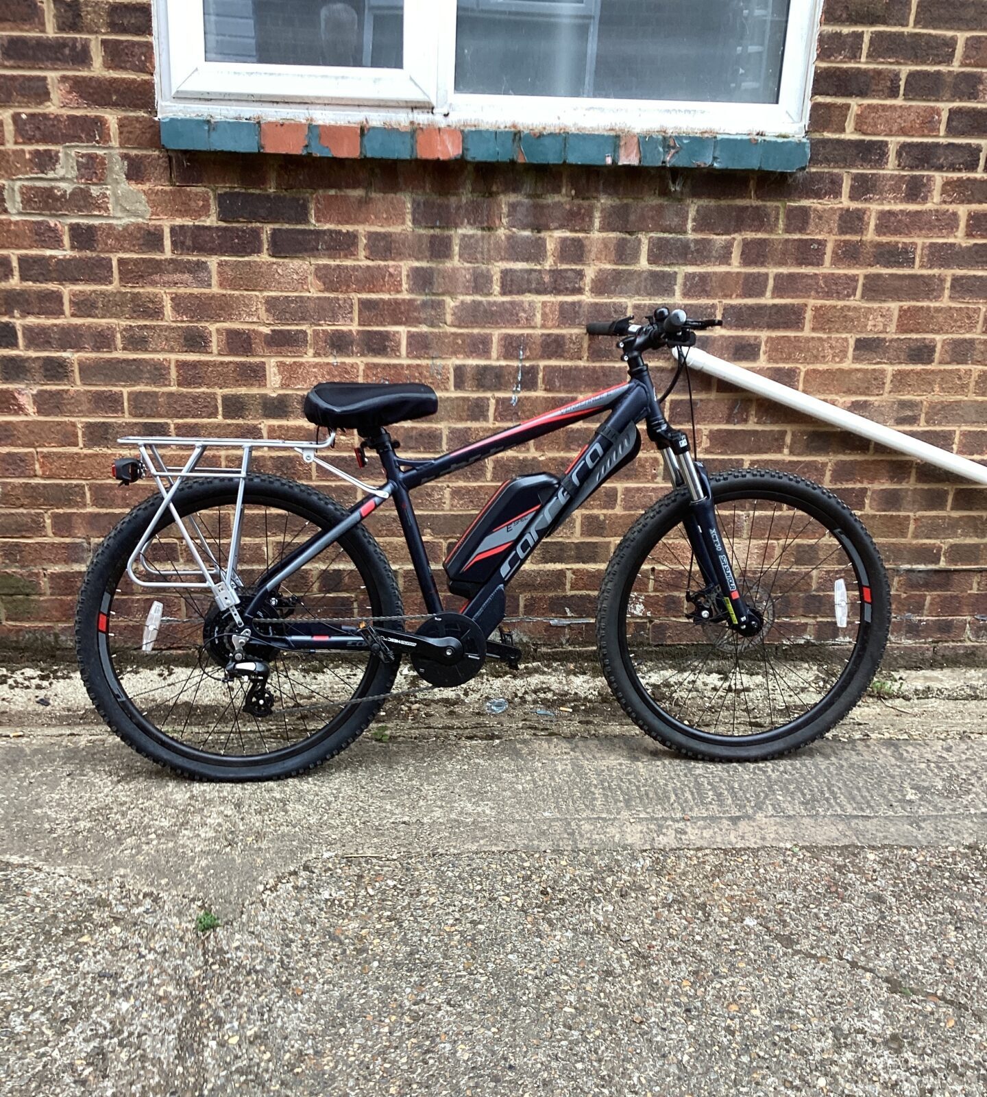 carrera electric bike with lock & baterywith charger & keys
