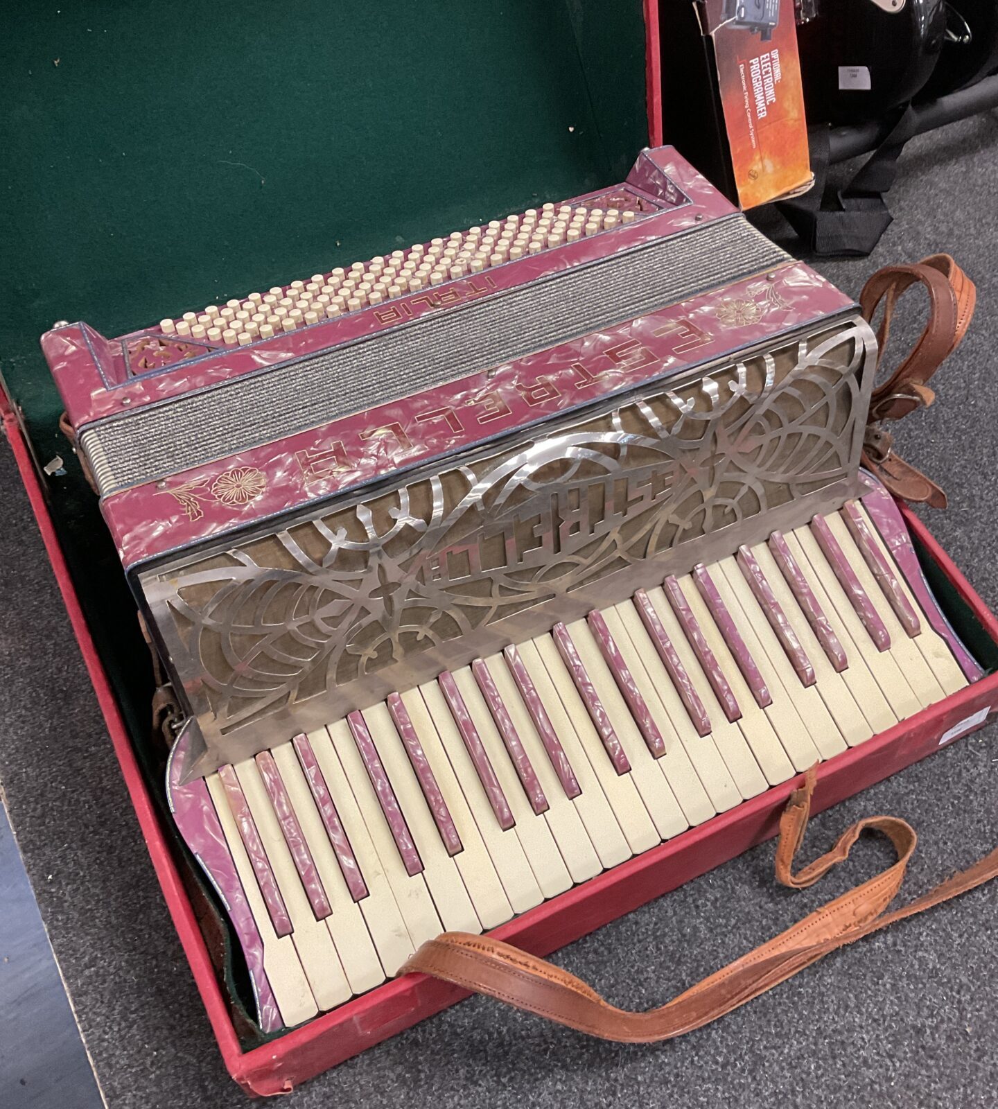 Vintage Italian estrella accordion
